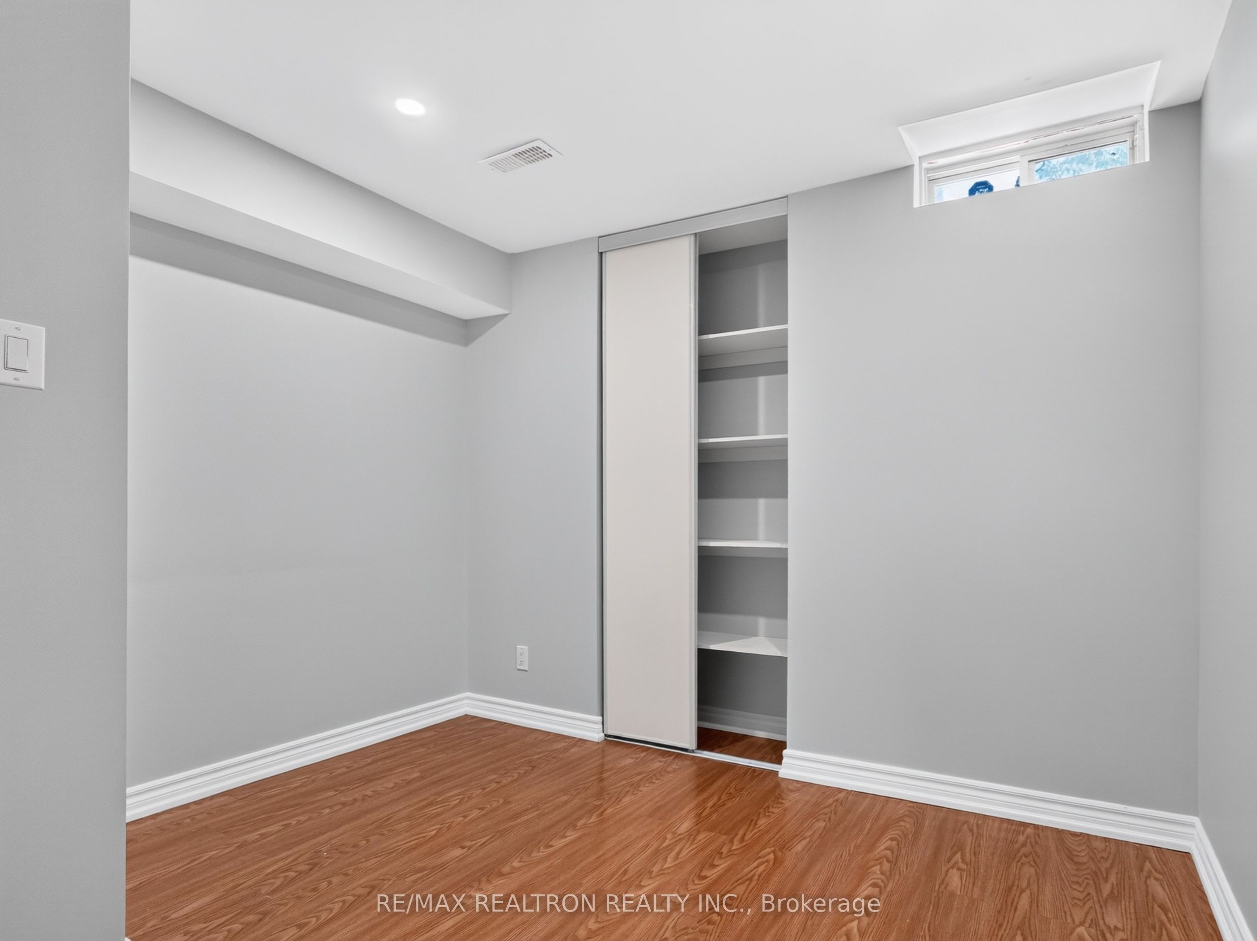 32 Whitlock Crescent Property Photo 37