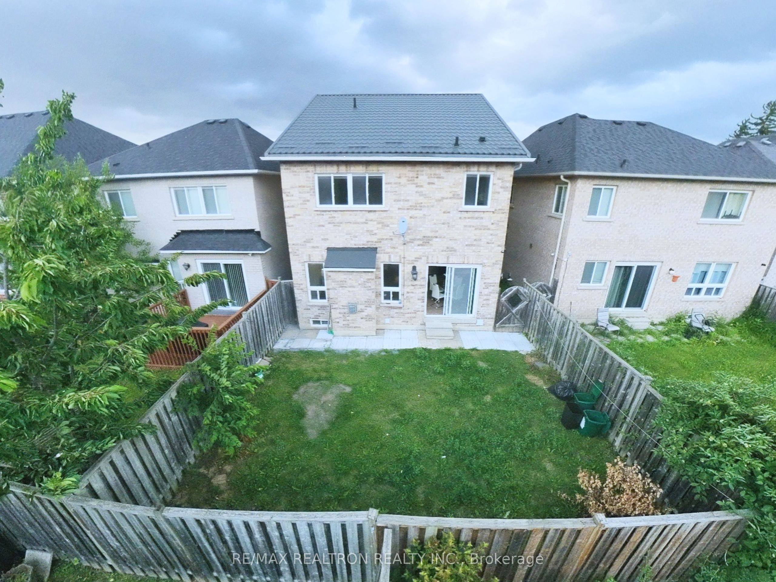 32 Whitlock Crescent Property Photo 48