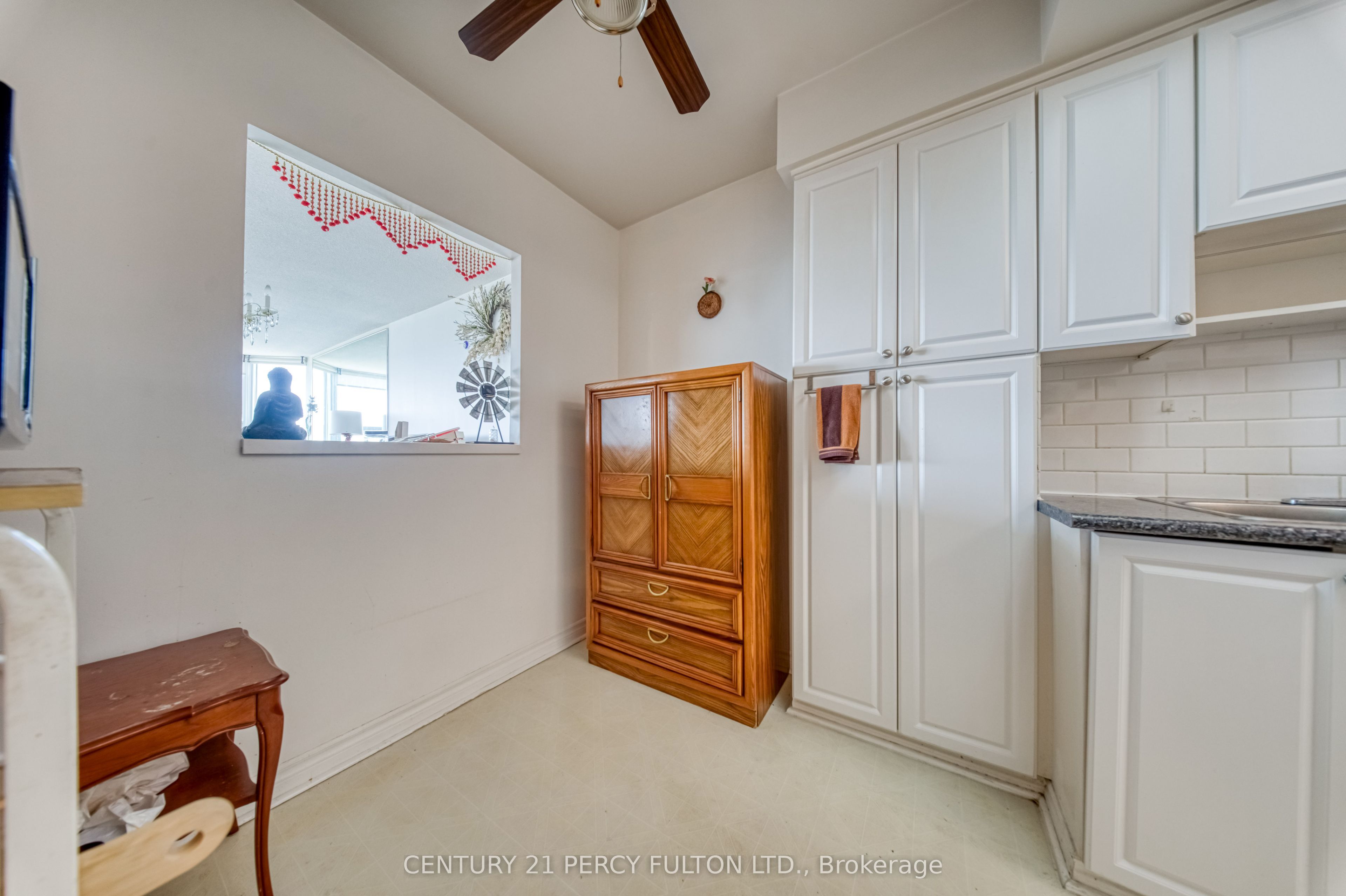 121 Ling Road 1802 Property Photo 5
