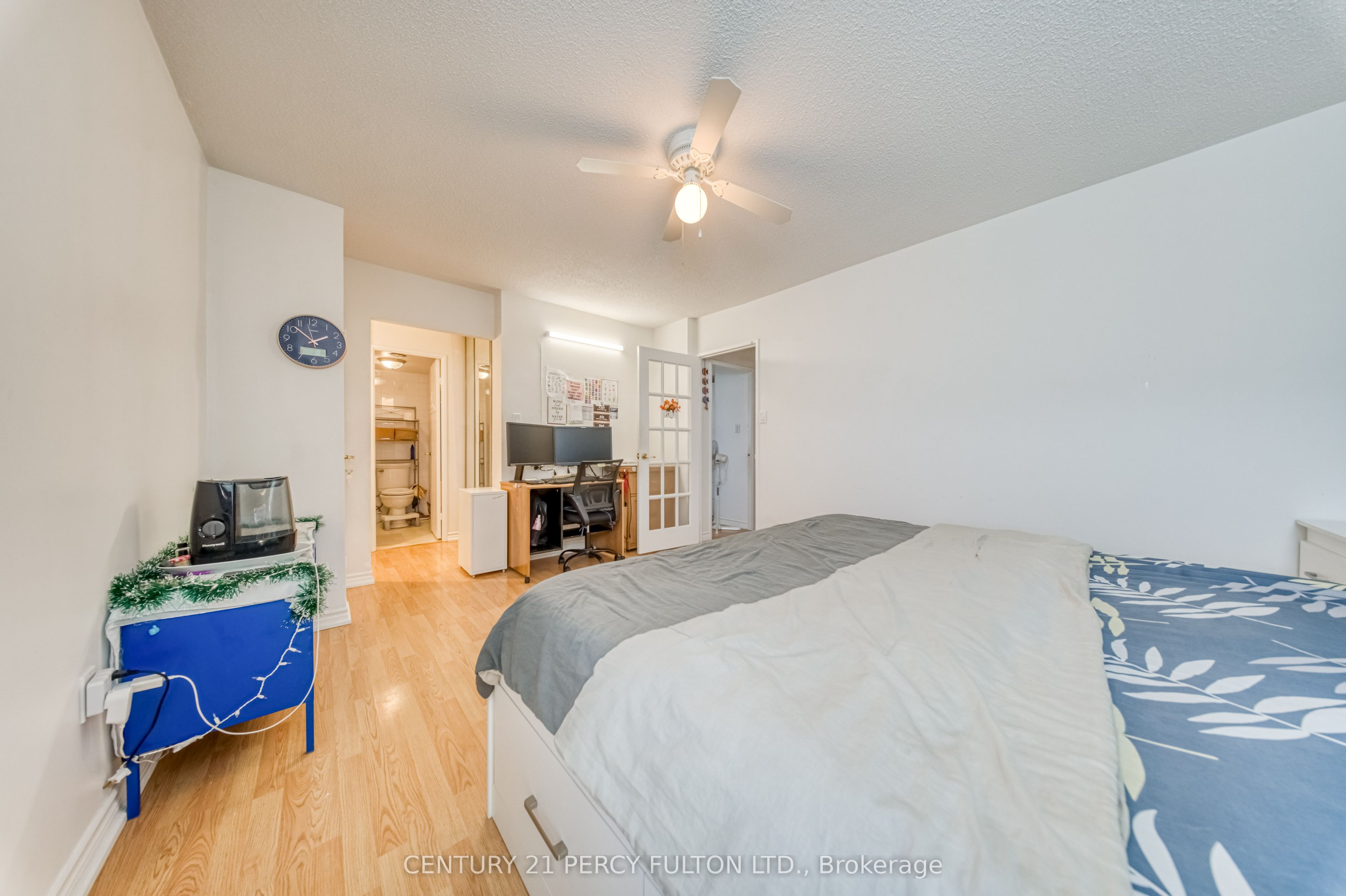 121 Ling Road 1802 Property Photo 22