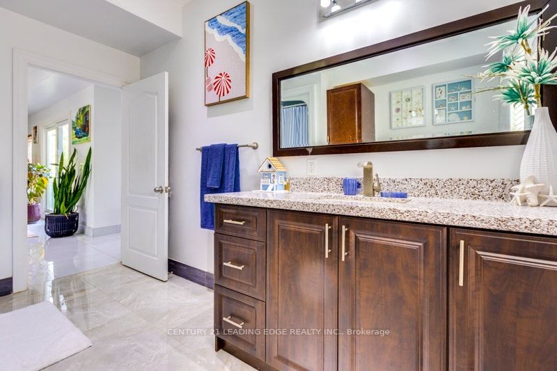 55 Ontoro Boulevard Property Photo 28