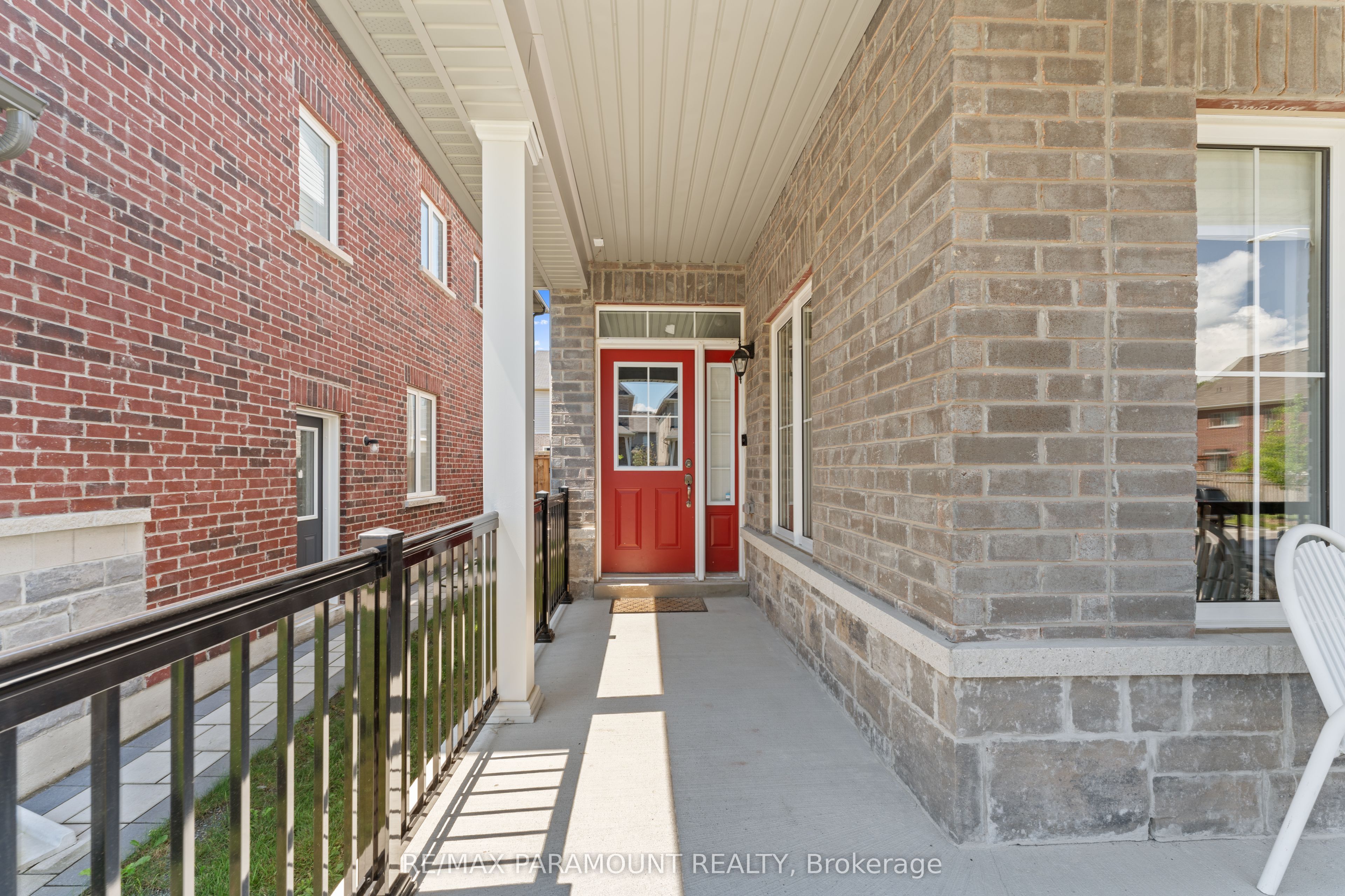 18 Tait Crescent Property Photo 4