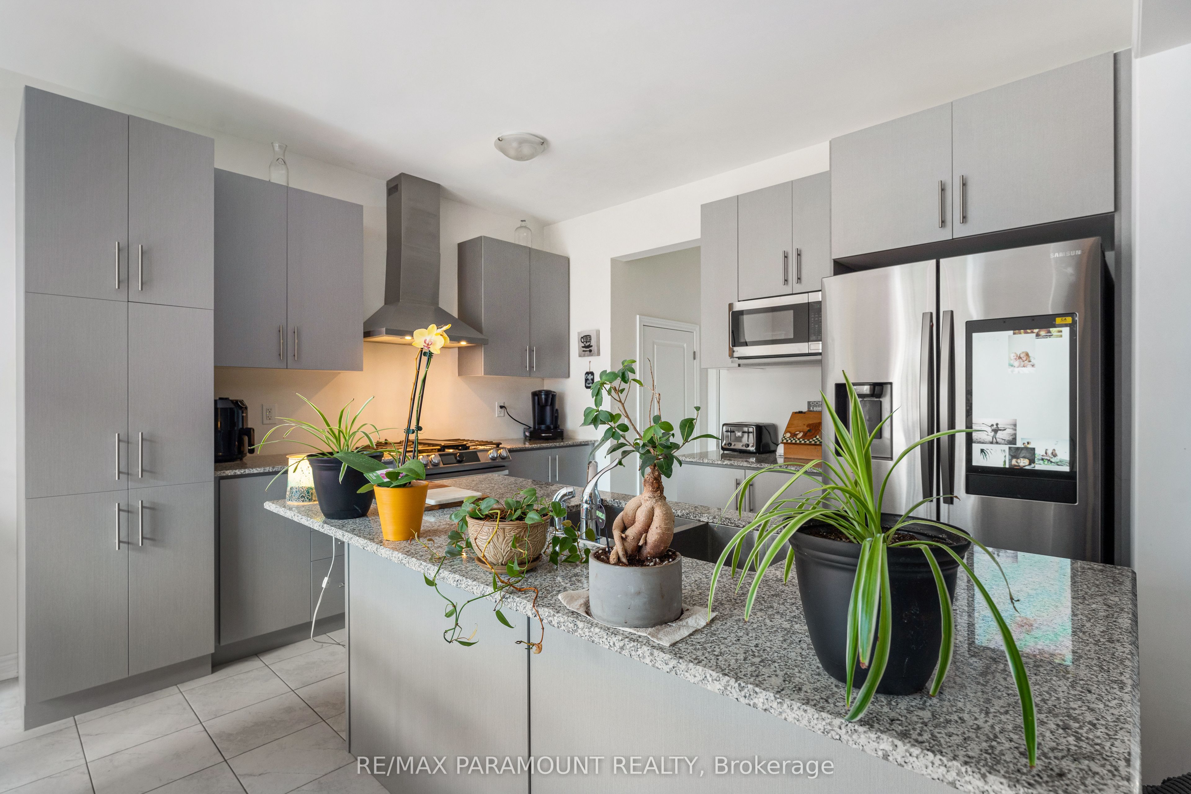 18 Tait Crescent Property Photo 16