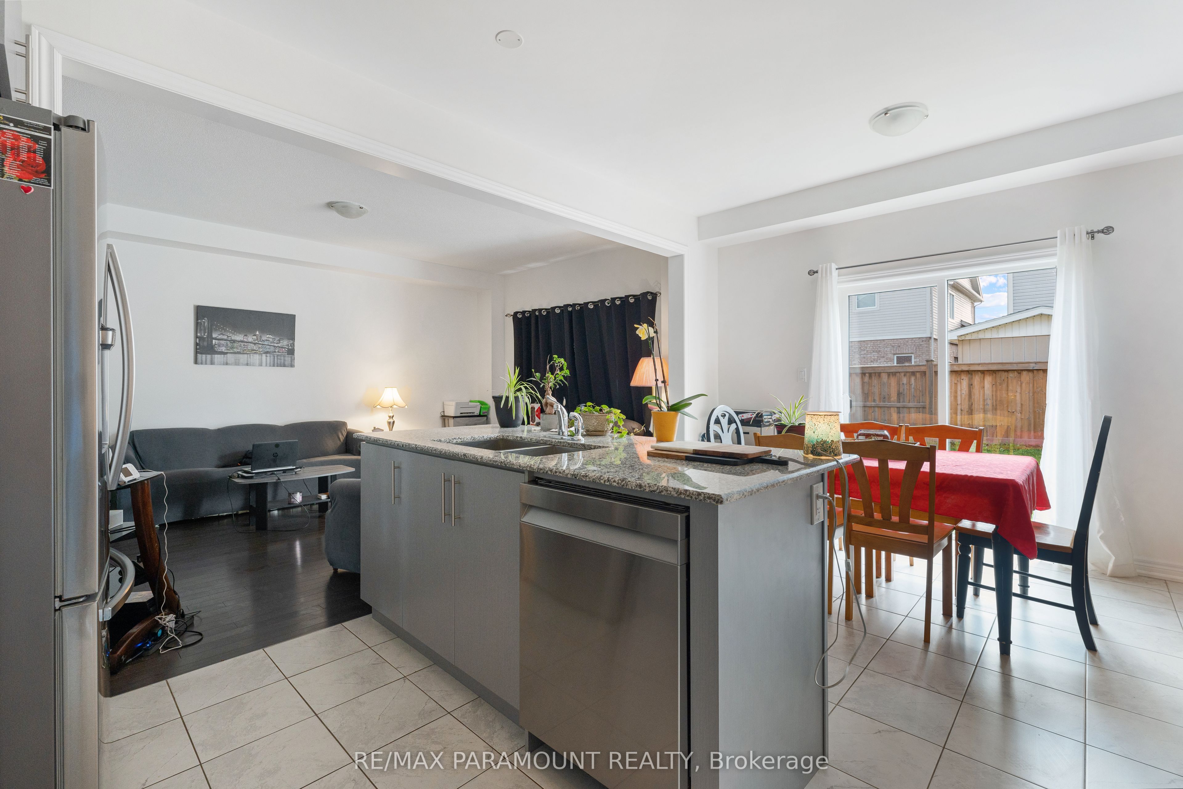 18 Tait Crescent Property Photo 17
