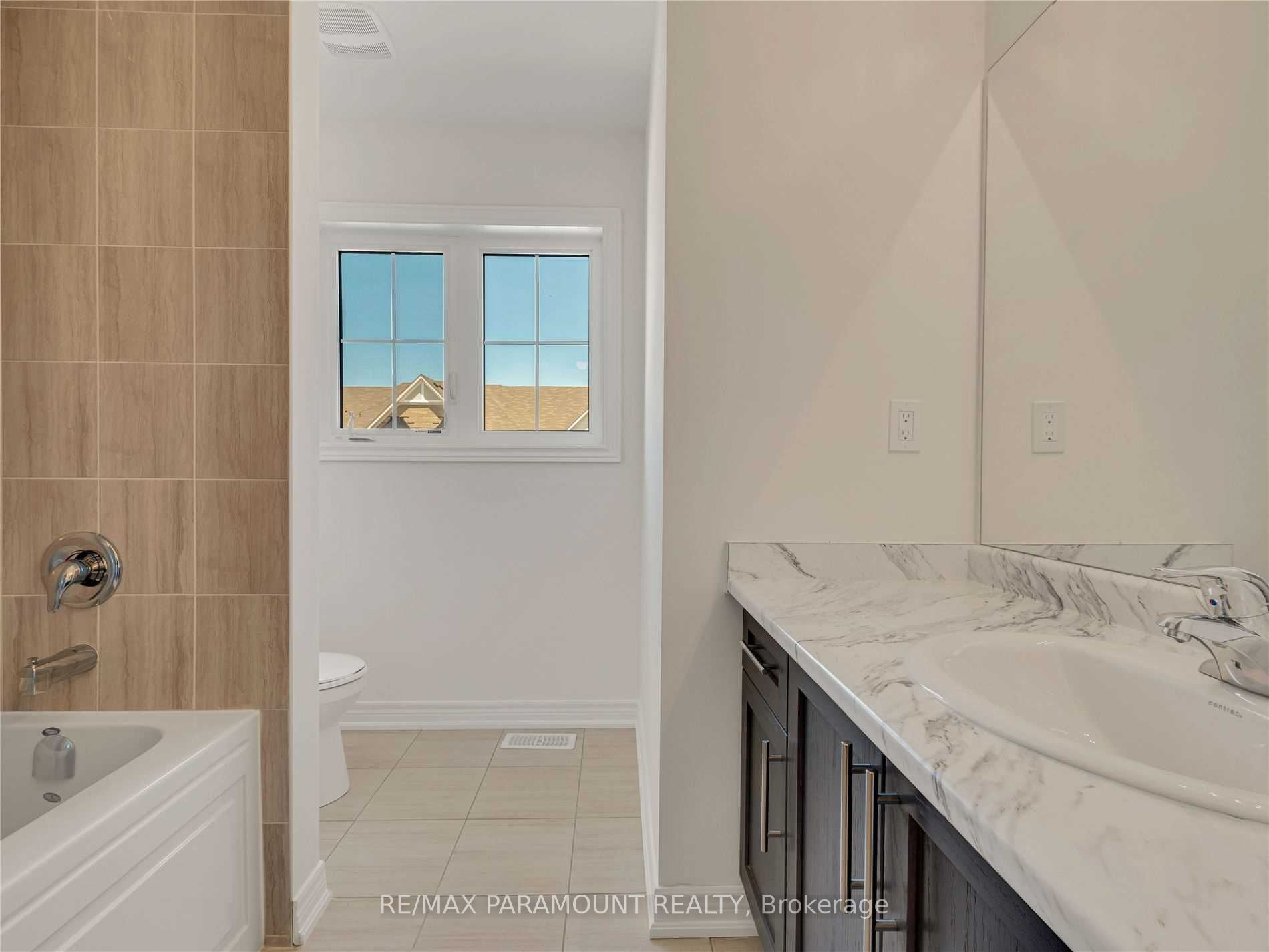 18 Tait Crescent Property Photo 27