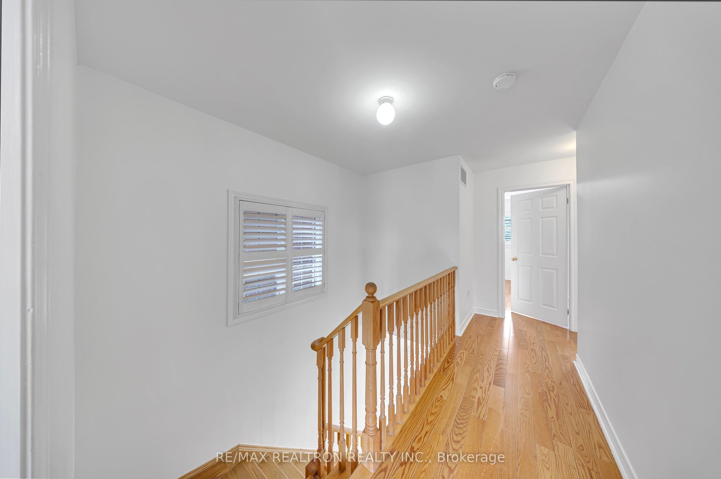 138 Angus Drive Property Photo 21