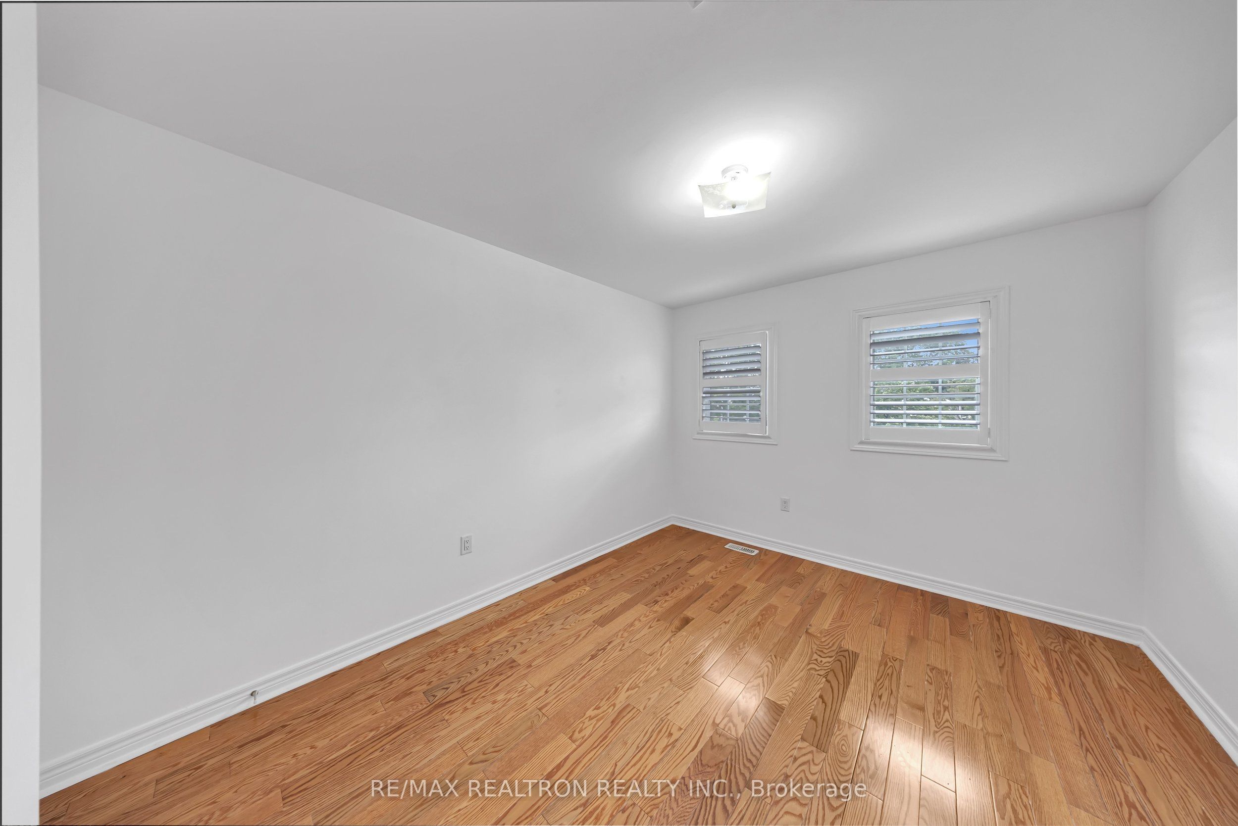 138 Angus Drive Property Photo 29