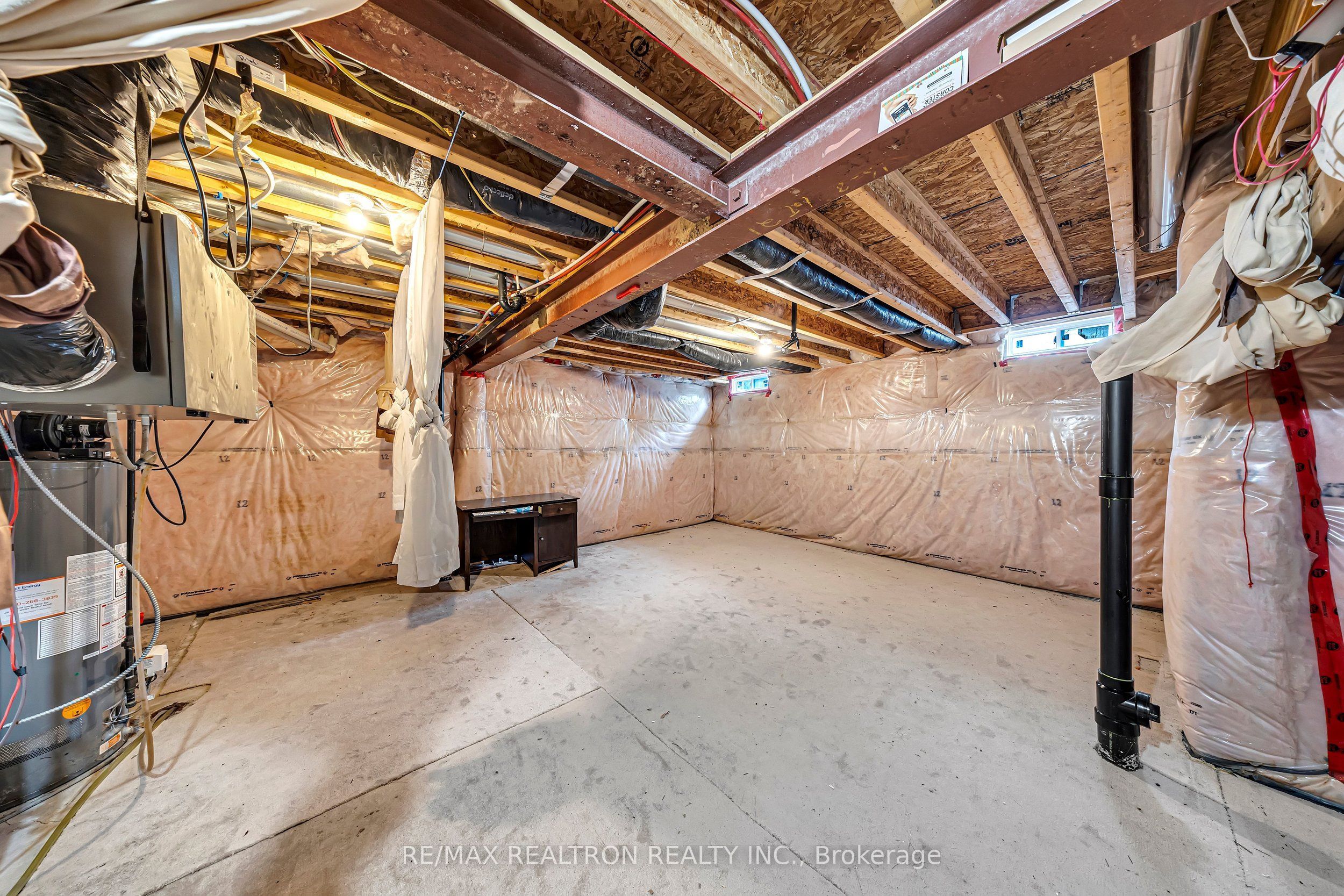 138 Angus Drive Property Photo 31