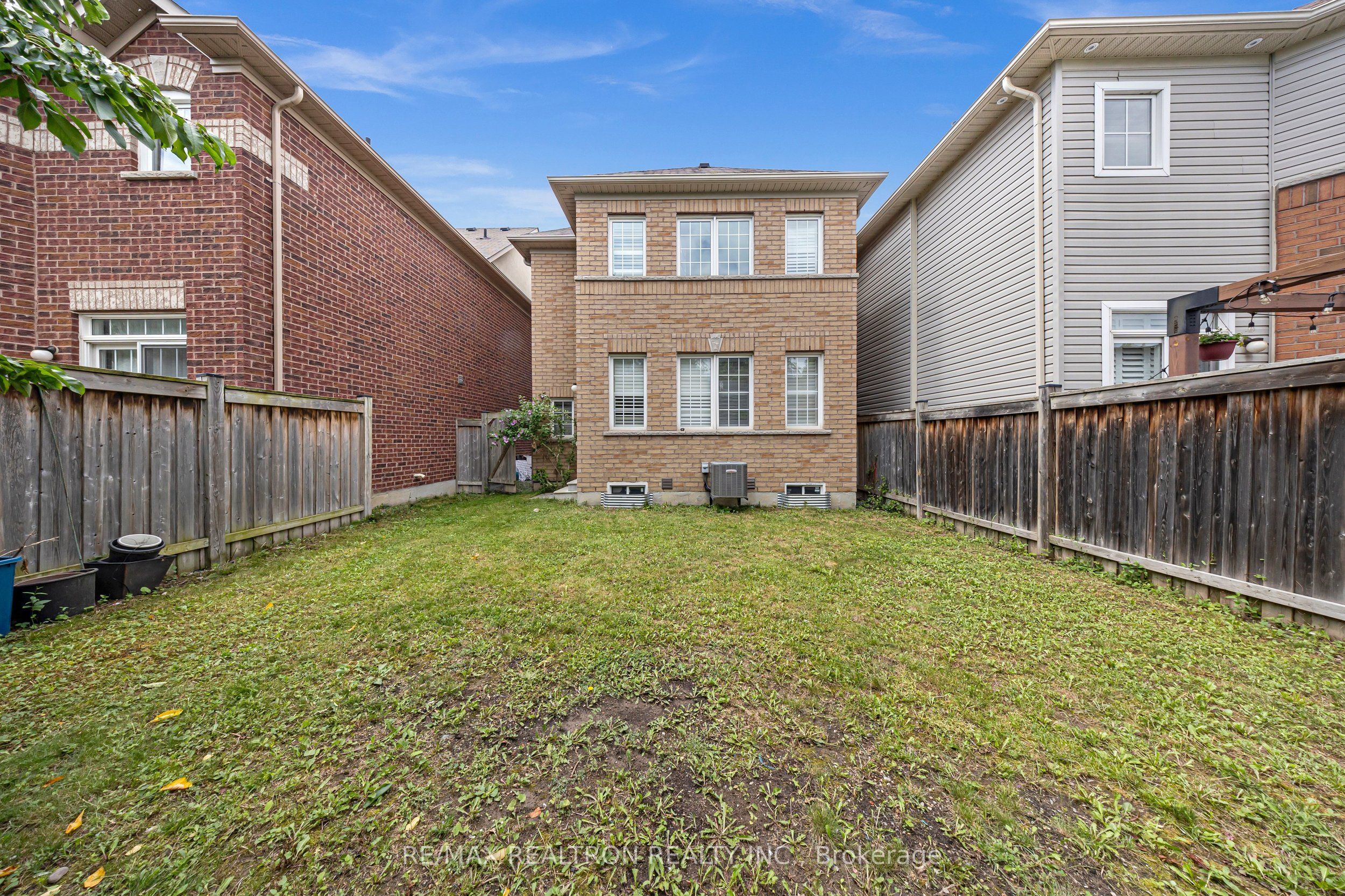 138 Angus Drive Property Photo 34