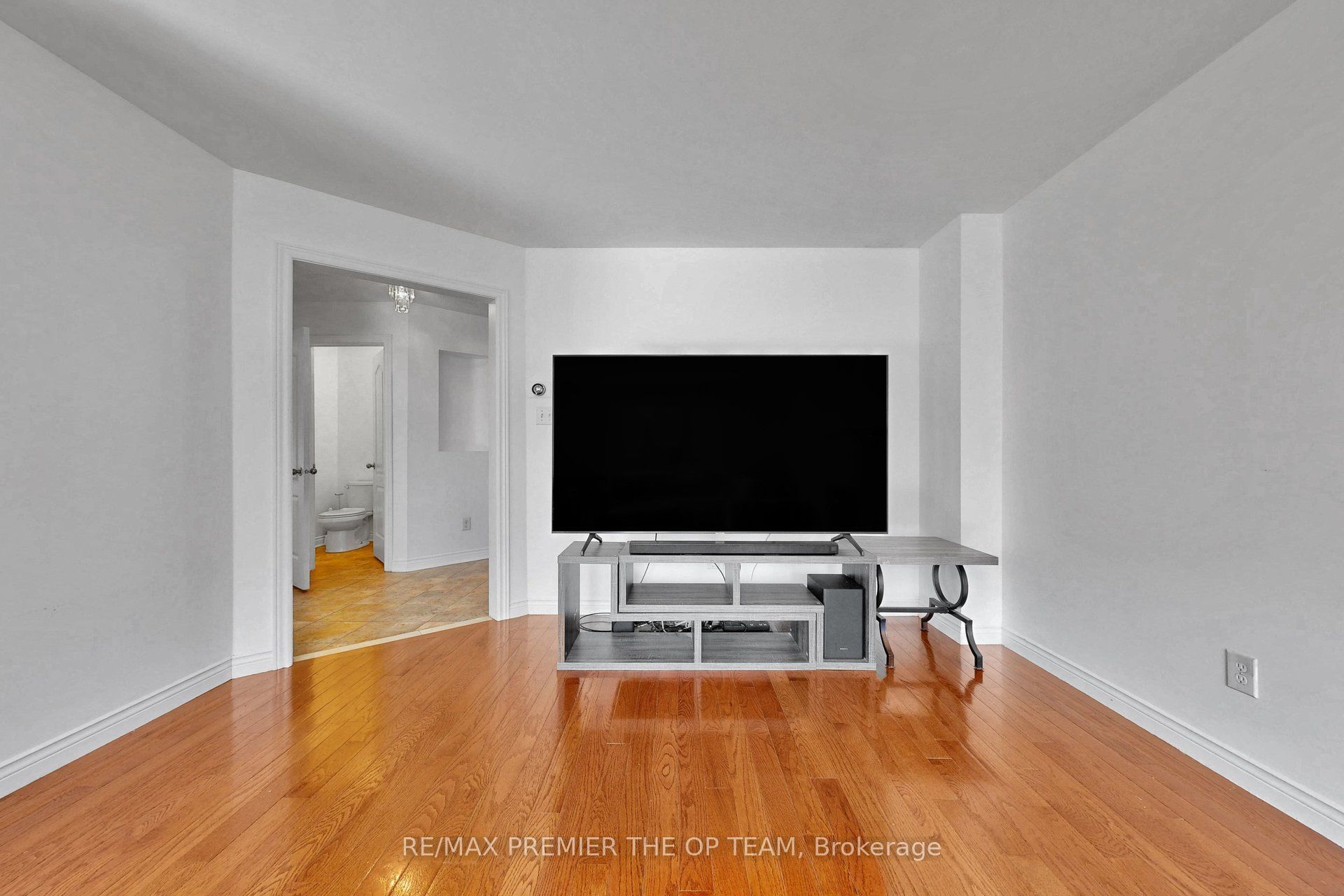 59 Chatterson Street Property Photo 11