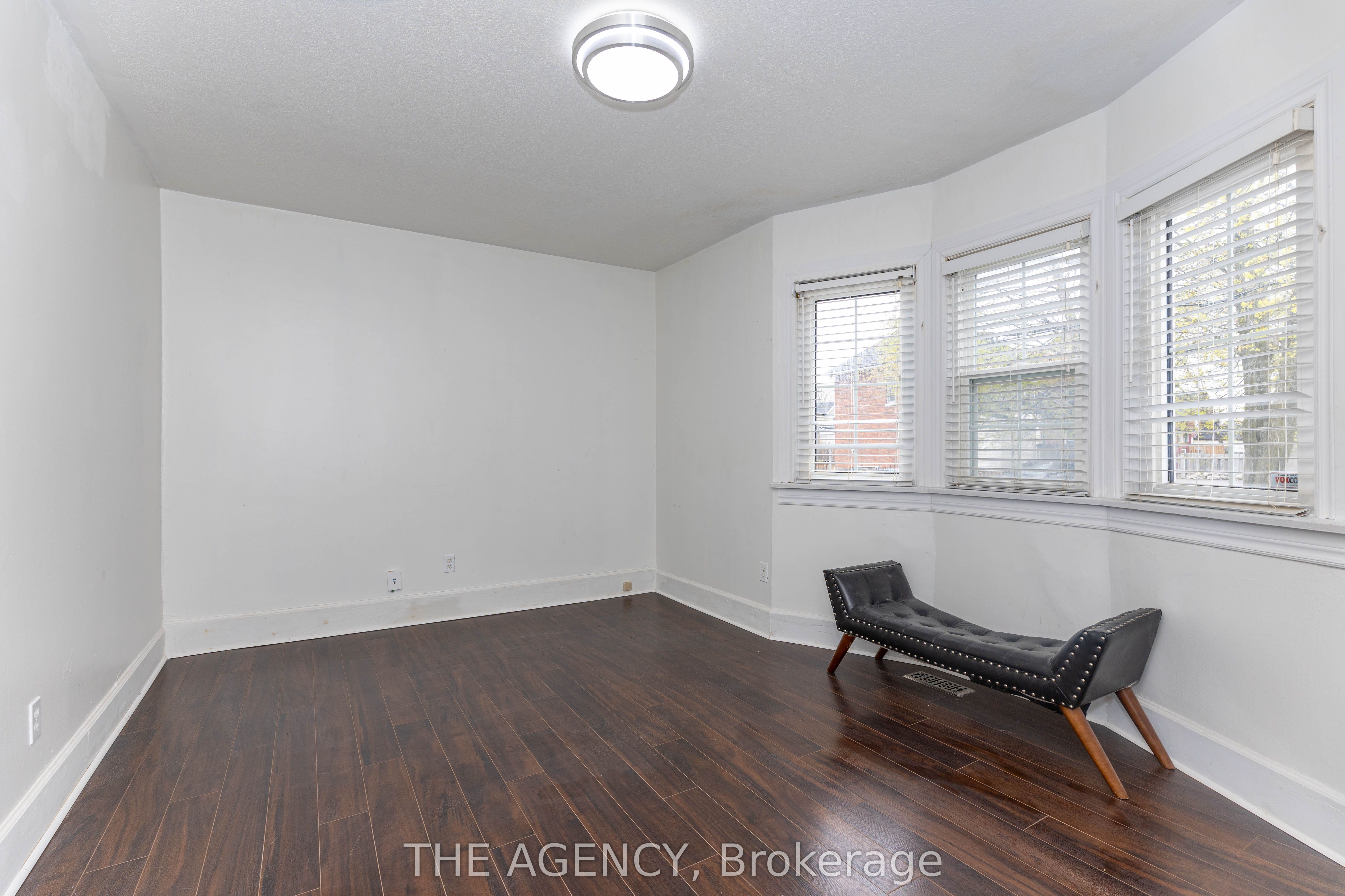 63 Hogarth Street Property Photo 11