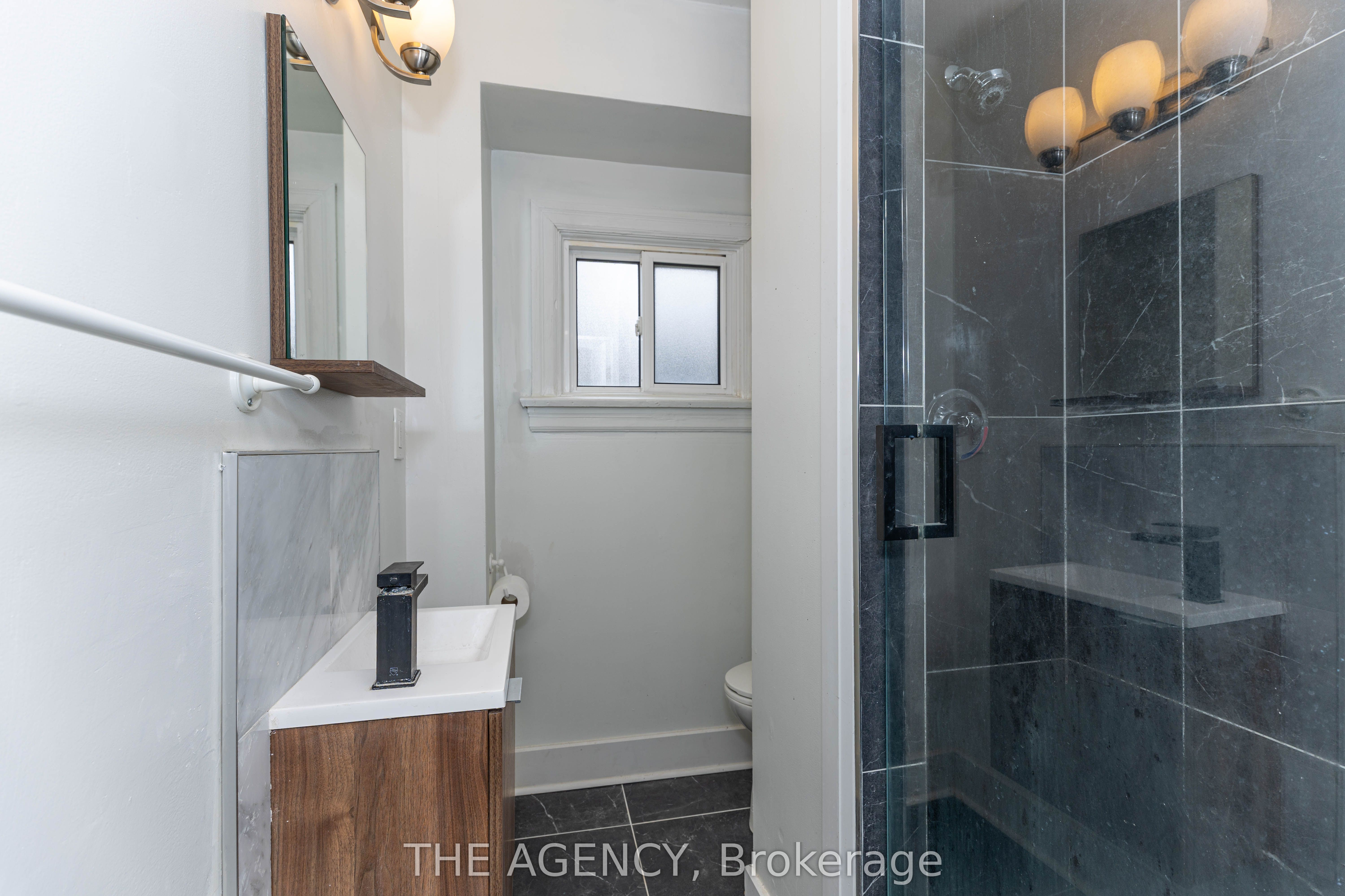 63 Hogarth Street Property Photo 25