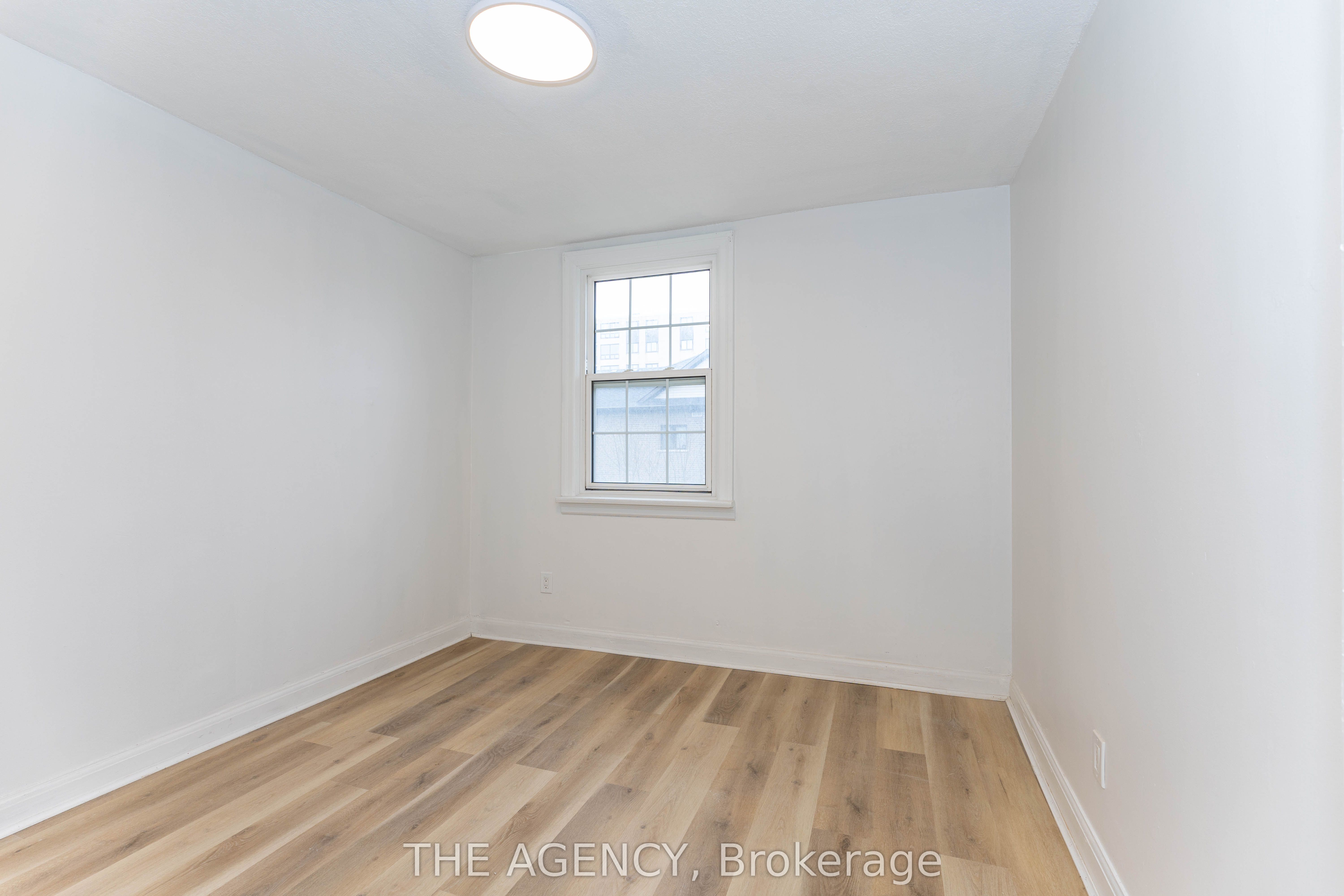 63 Hogarth Street Property Photo 38