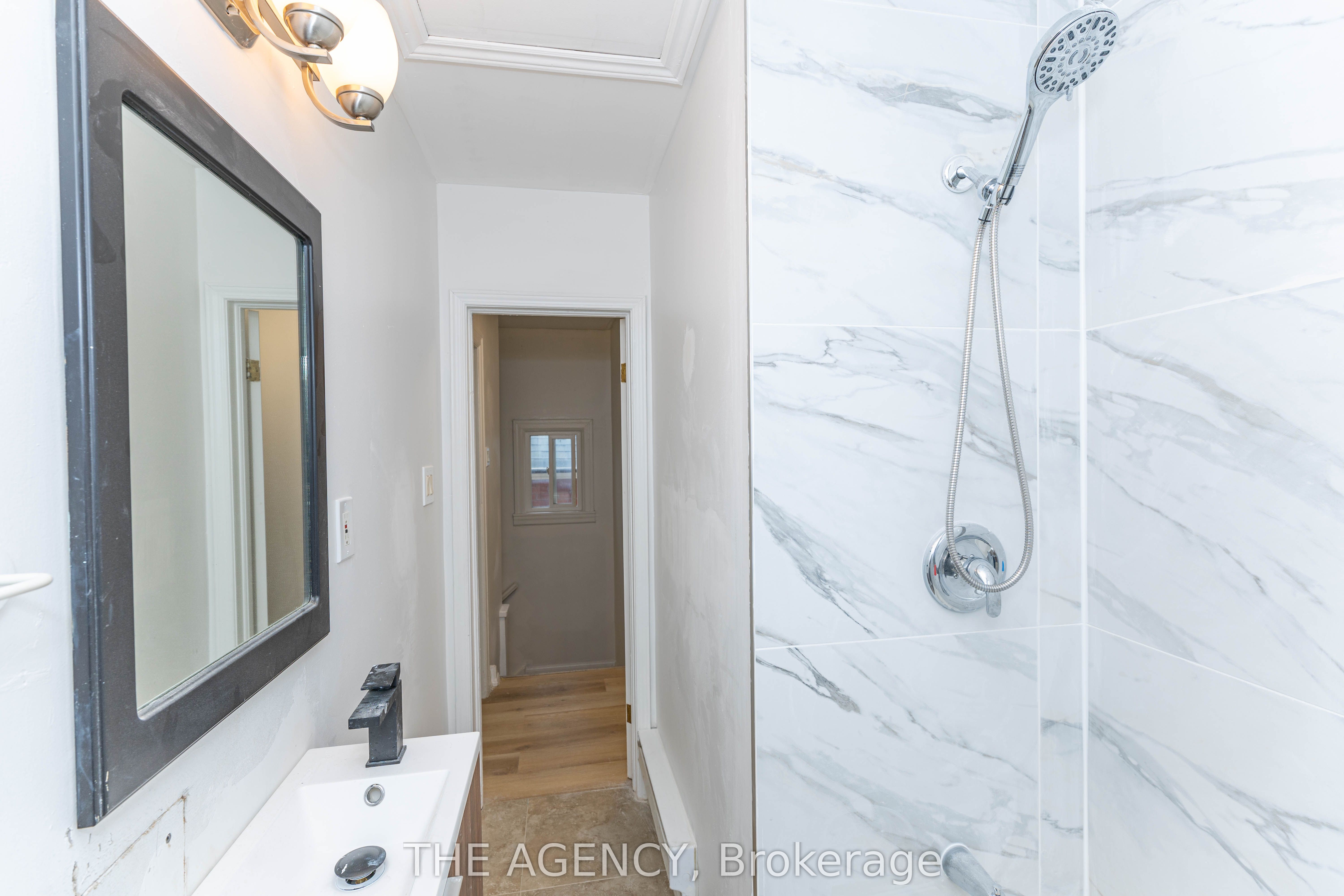63 Hogarth Street Property Photo 40