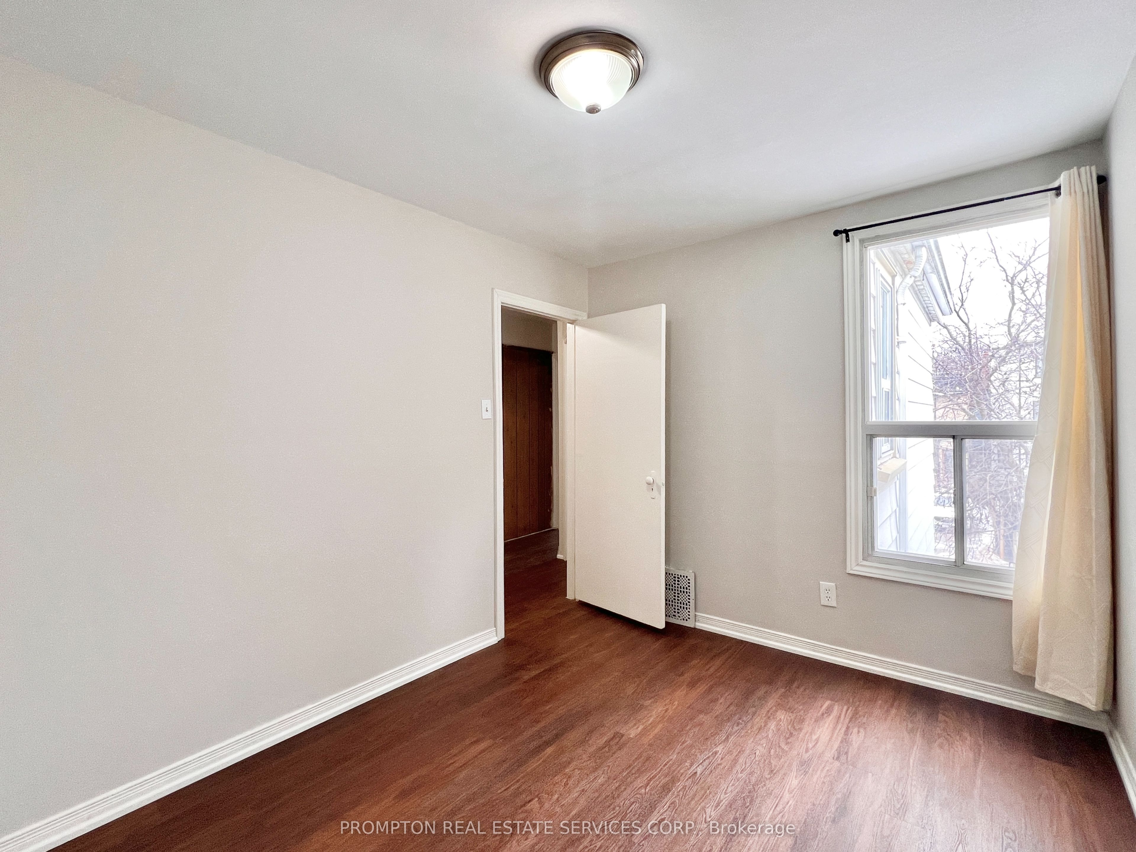 17 Winnifred Avenue Property Photo 34
