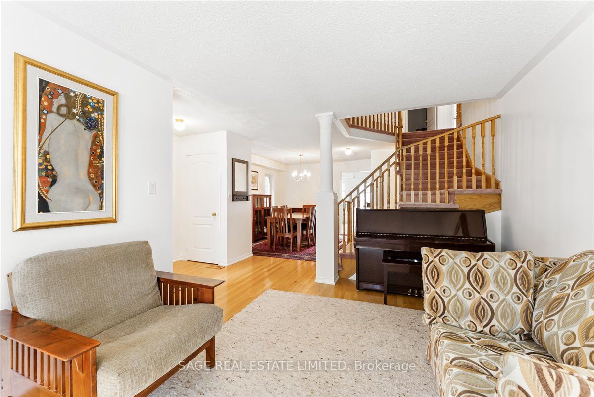 34 Mcsweeney Crescent Property Photo 6