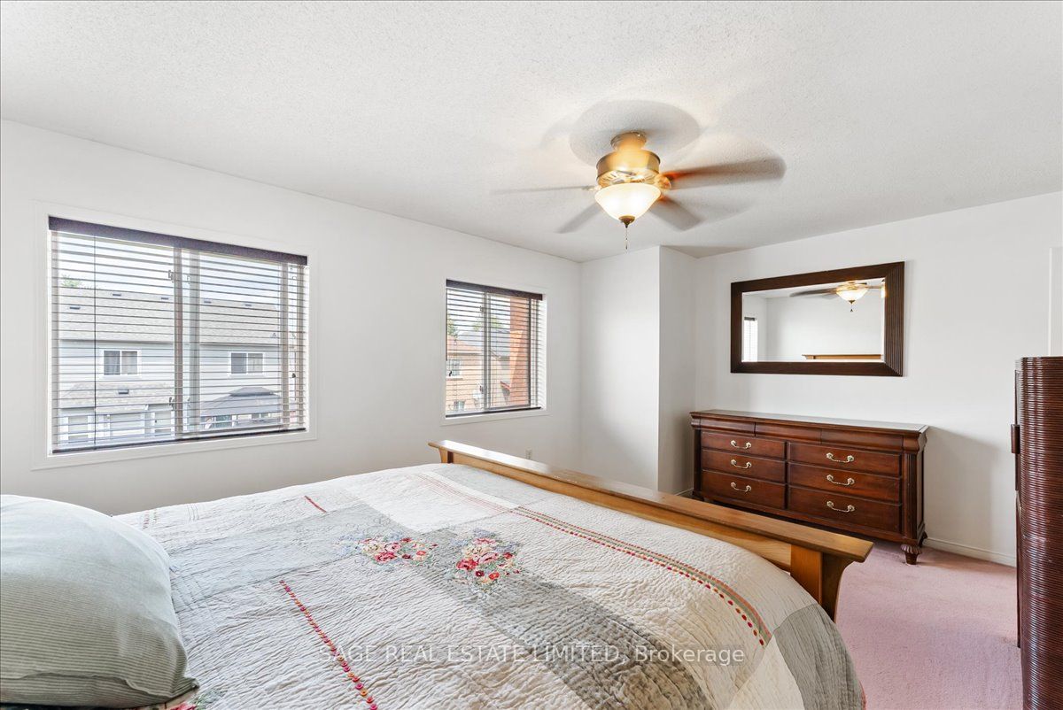 34 Mcsweeney Crescent Property Photo 24