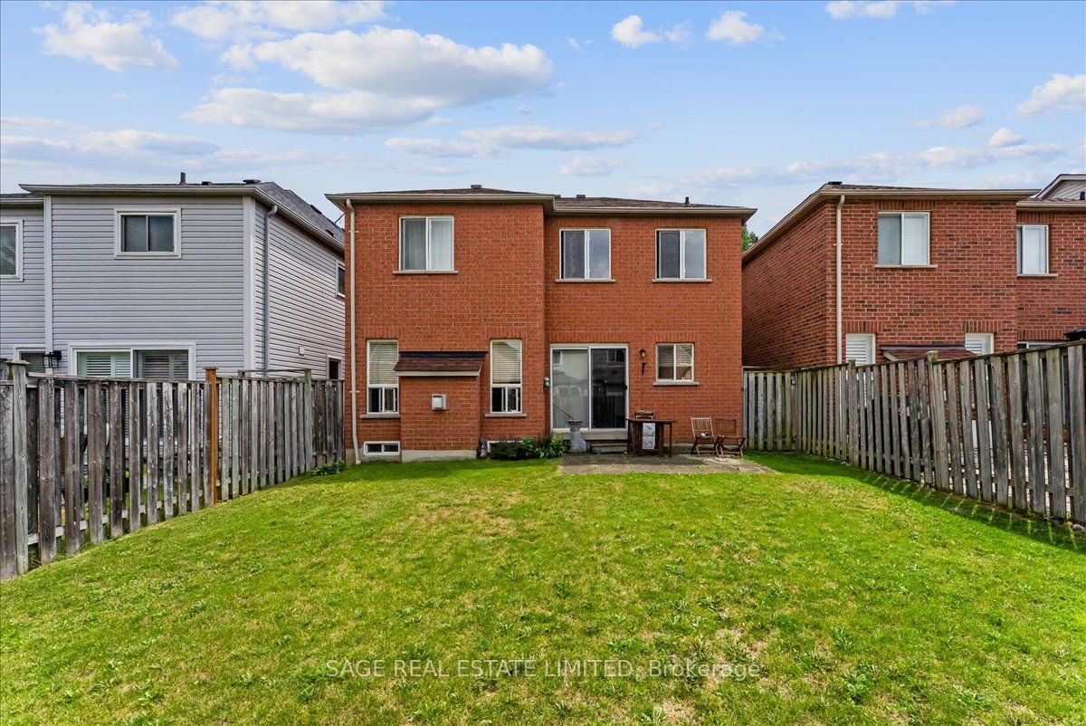 34 Mcsweeney Crescent Property Photo 37