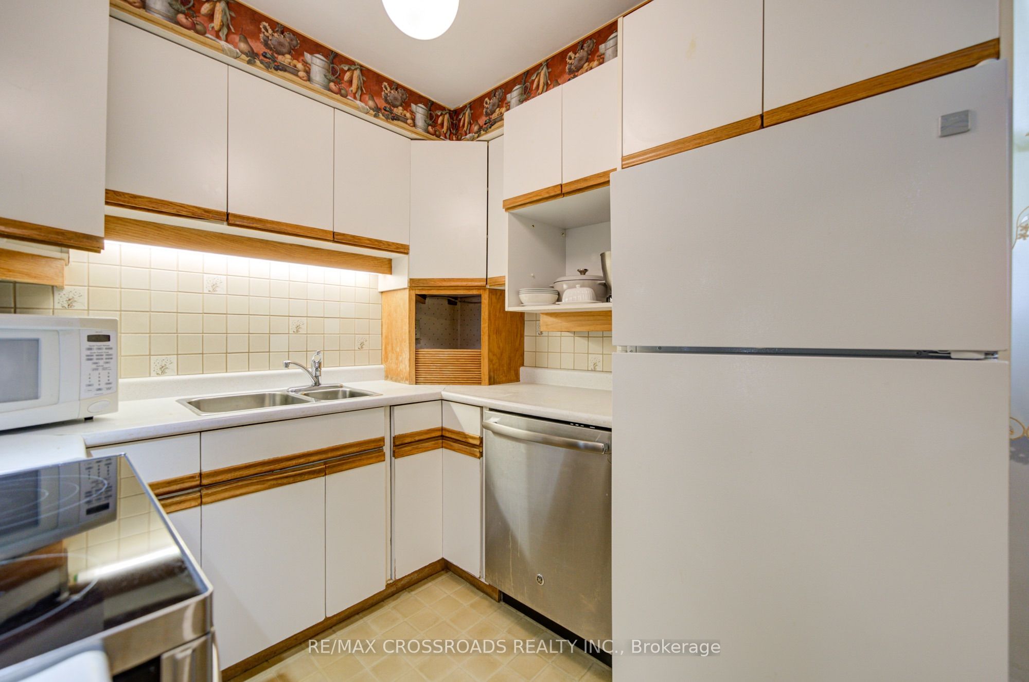 1915 Denmar Road 153 Property Photo 7