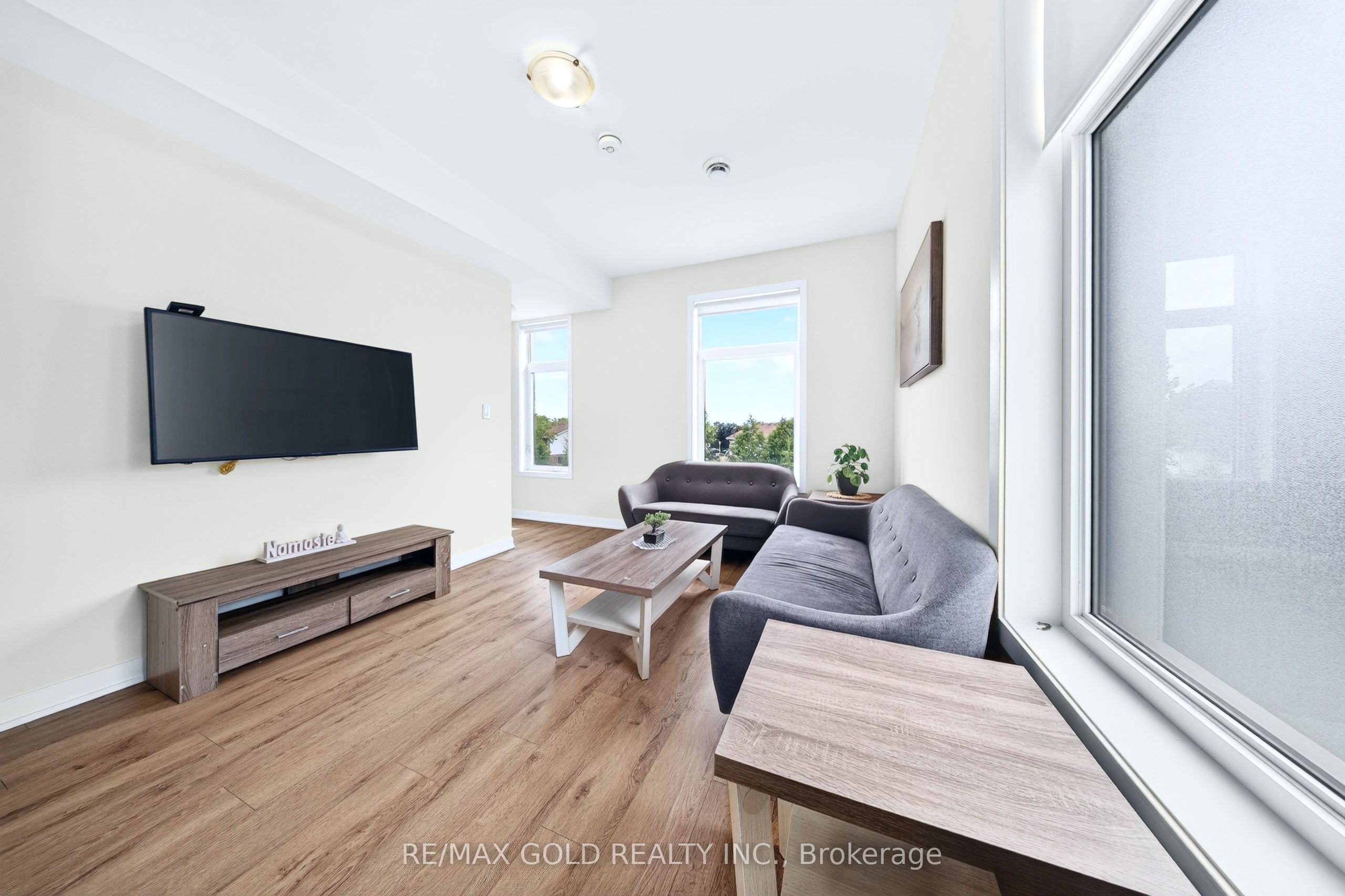 1780 Simcoe Street N 106 Property Photo 11