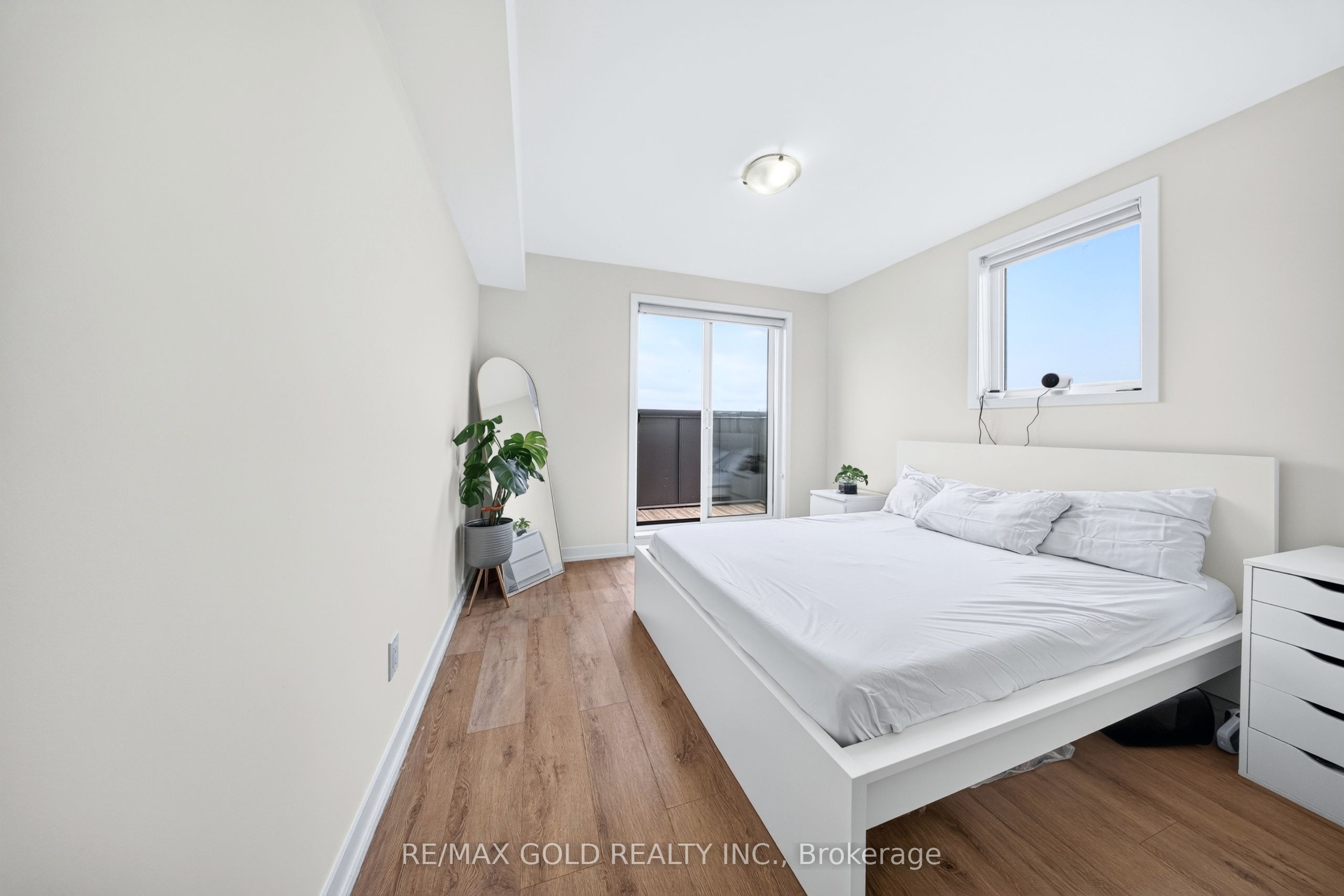 1780 Simcoe Street N 106 Property Photo 24