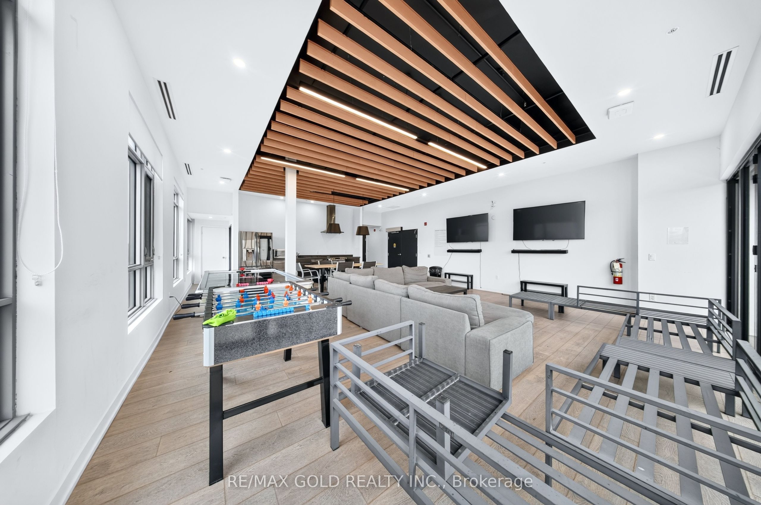 1780 Simcoe Street N 106 Property Photo 43