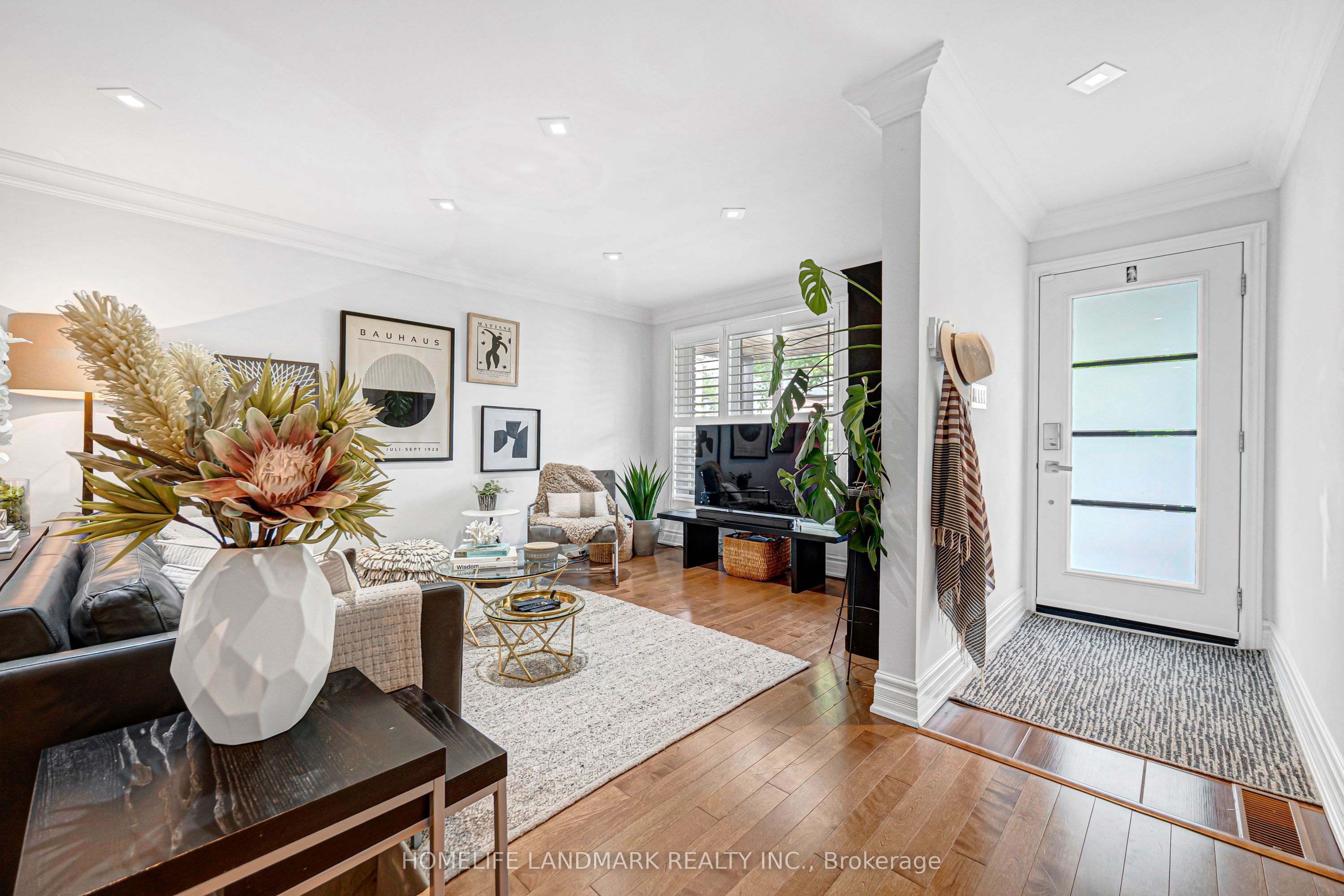 15 Denton Avenue Property Photo 7