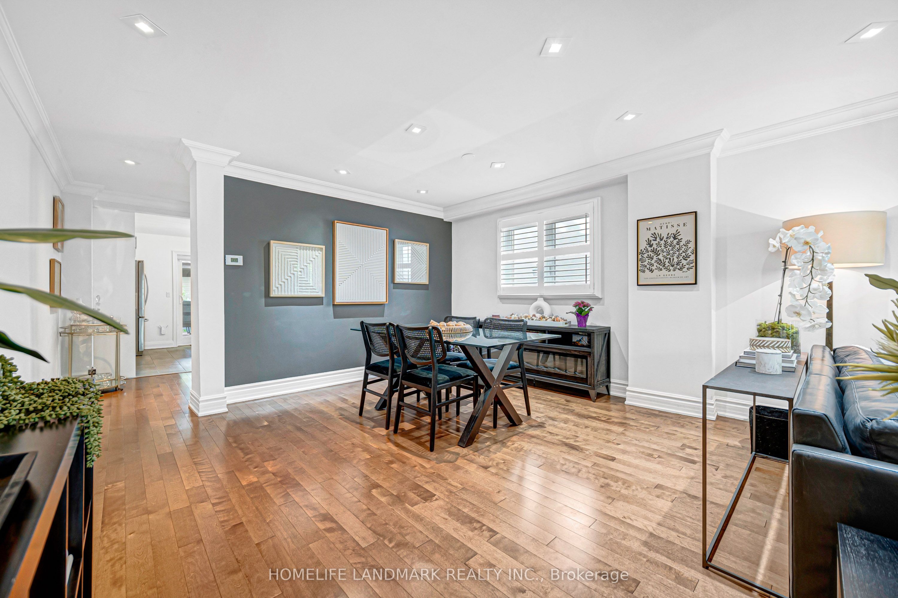 15 Denton Avenue Property Photo 11