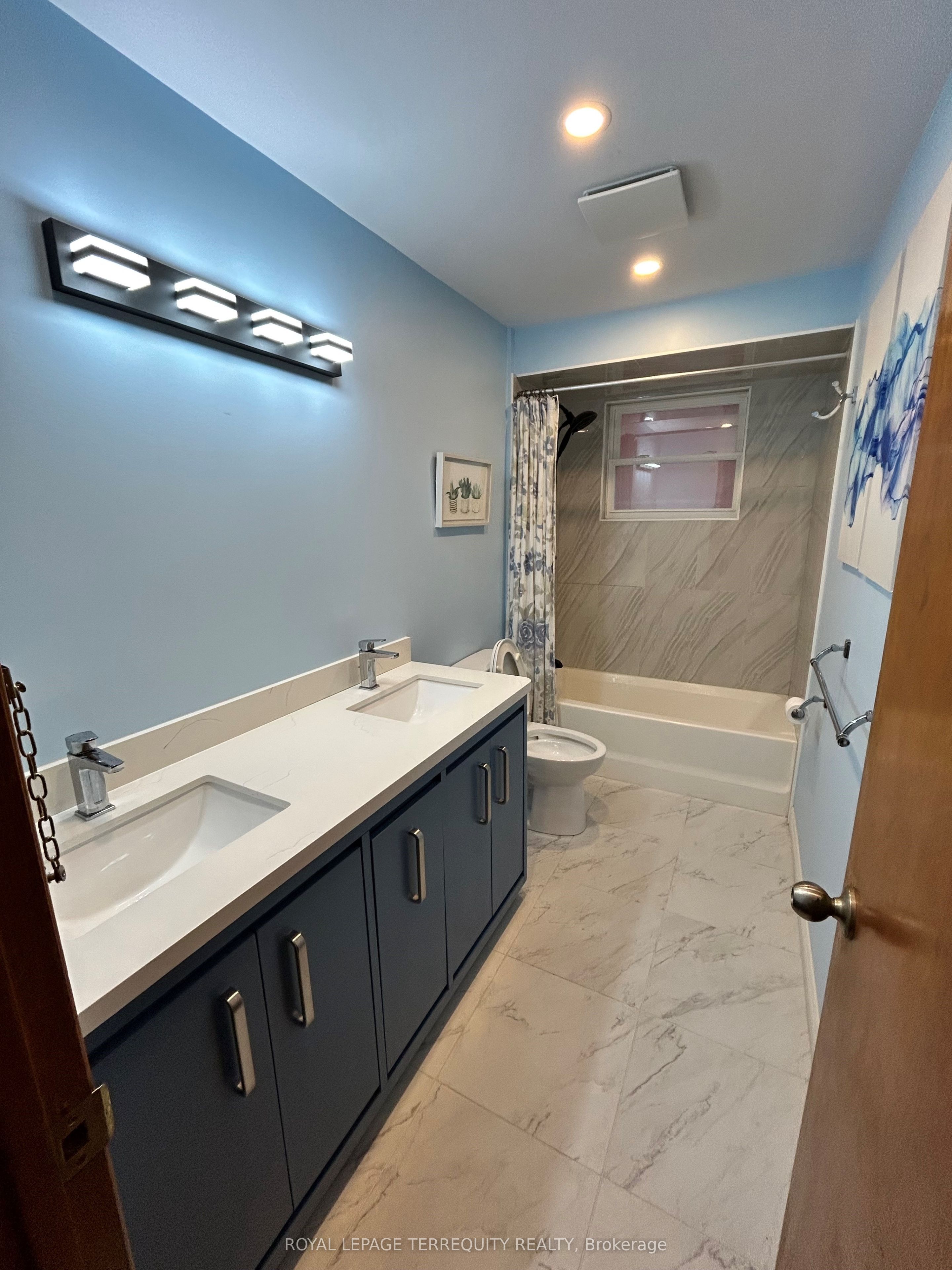 82 Main Street Property Photo 6