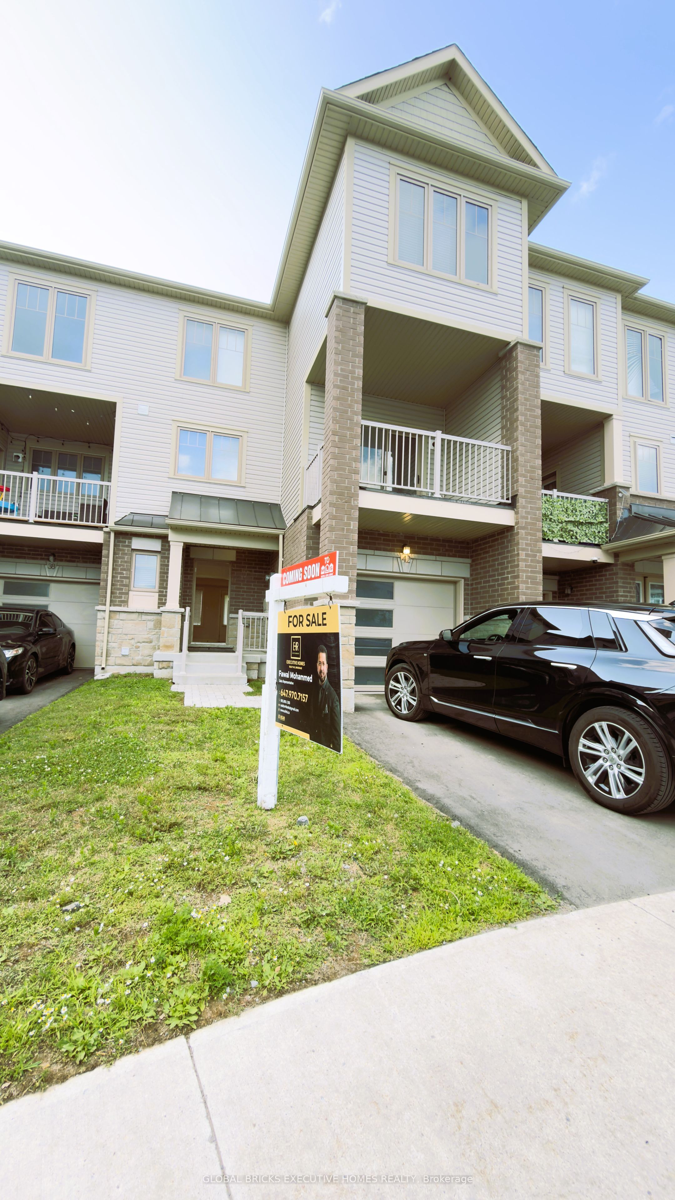 42 Ambereen Place E Property Photo 3