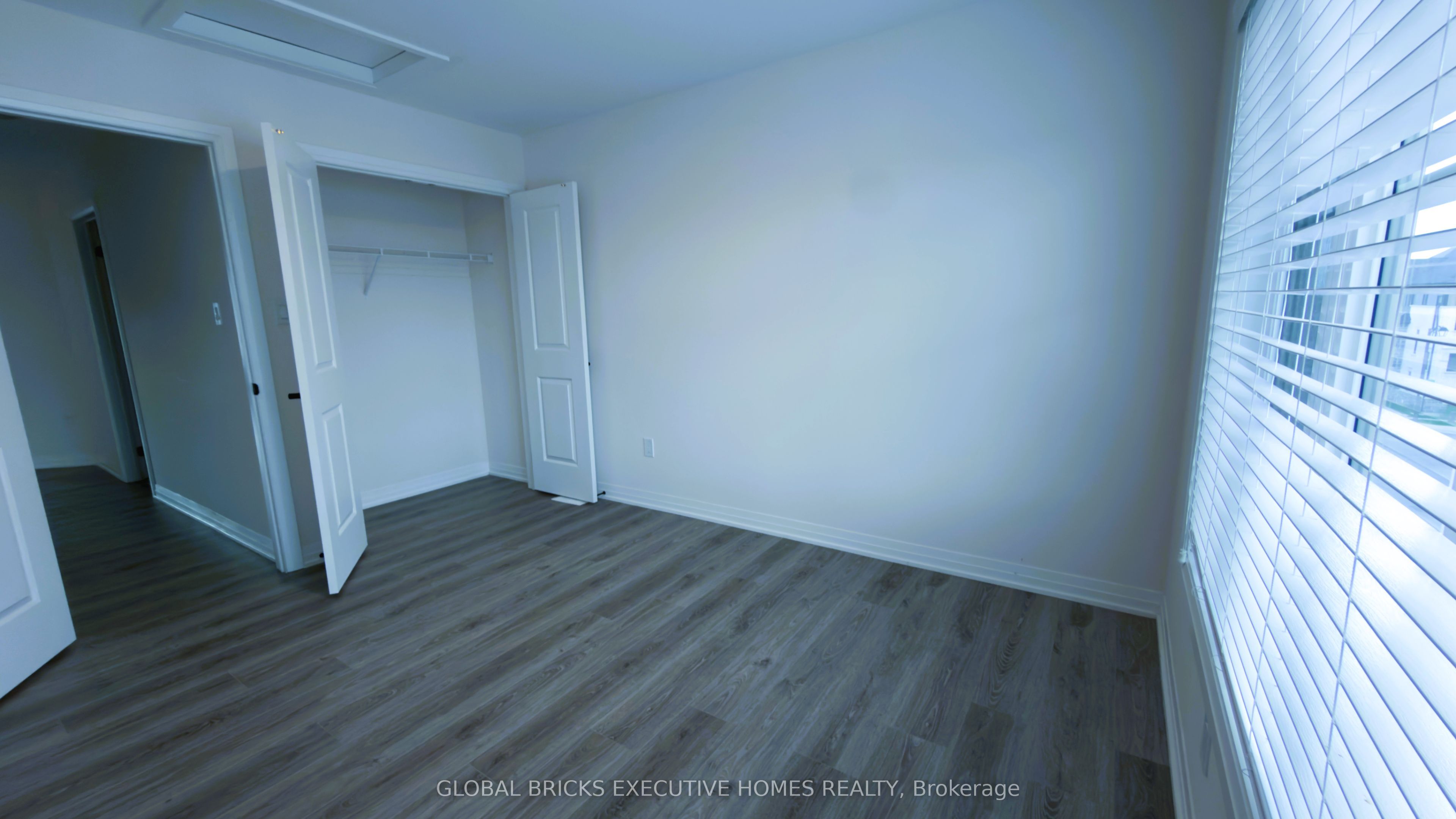 42 Ambereen Place E Property Photo 19