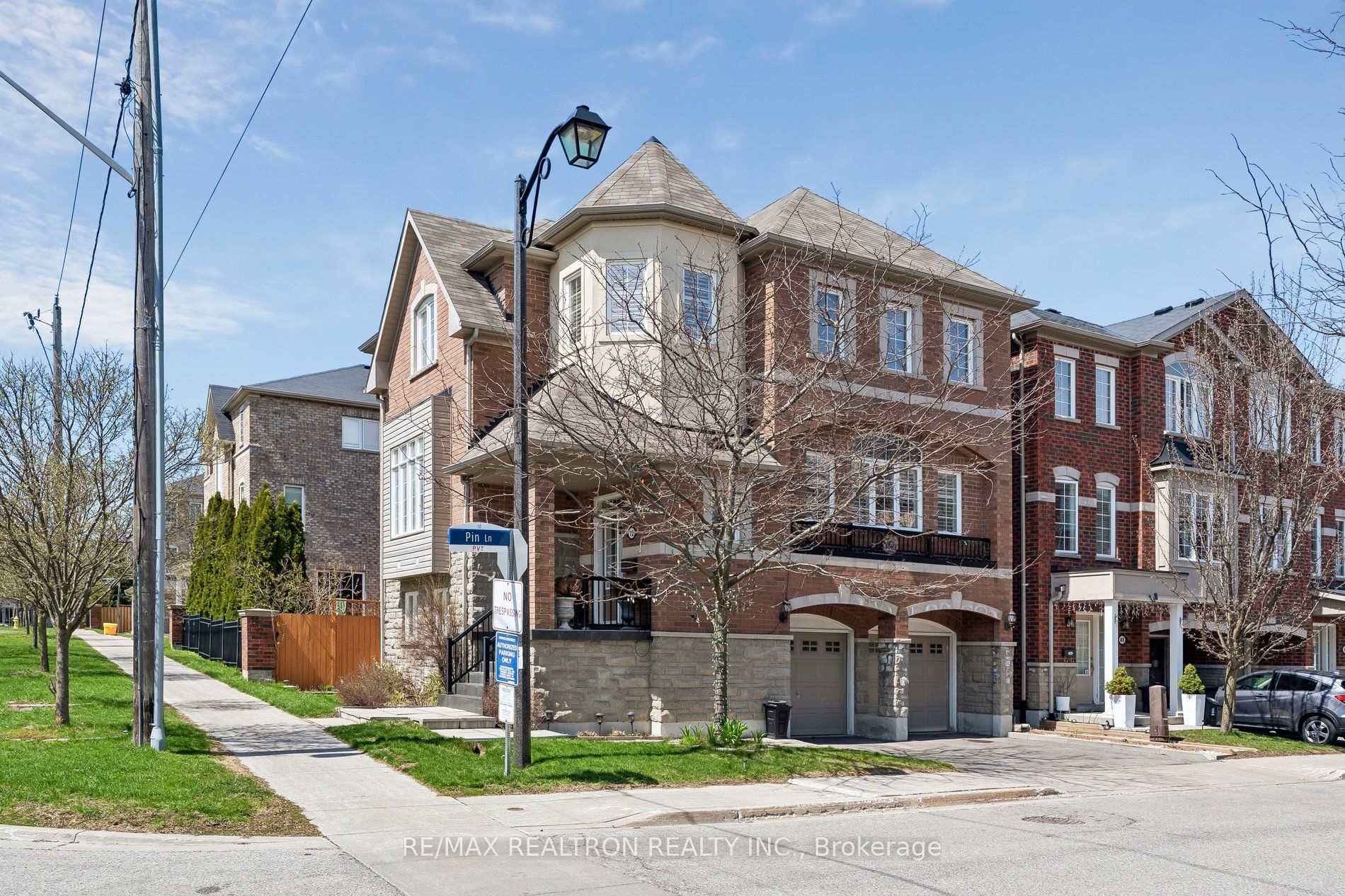 12 Dale Avenue Property Photo 1