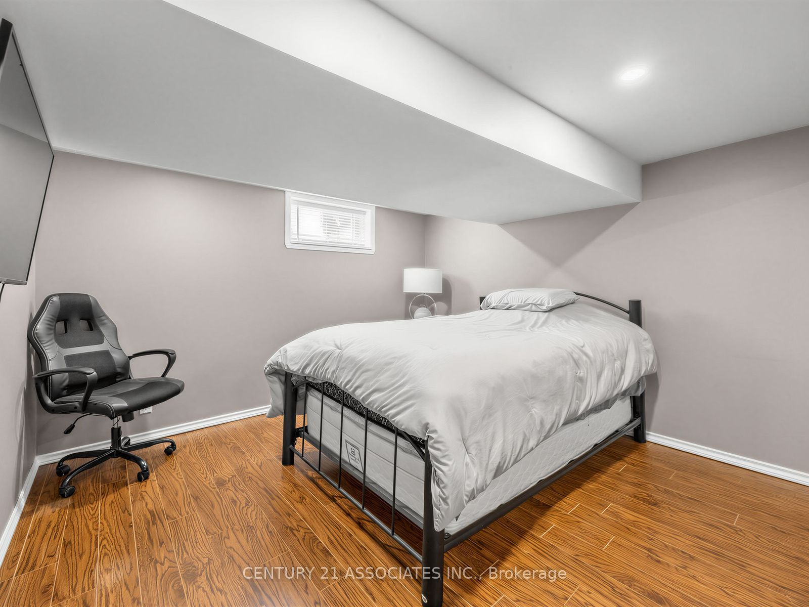 58 Central Park Boulevard S Property Photo 31