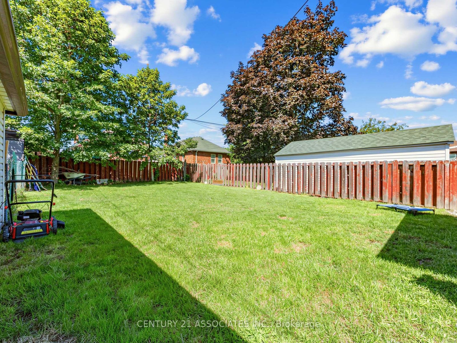 58 Central Park Boulevard S Property Photo 32