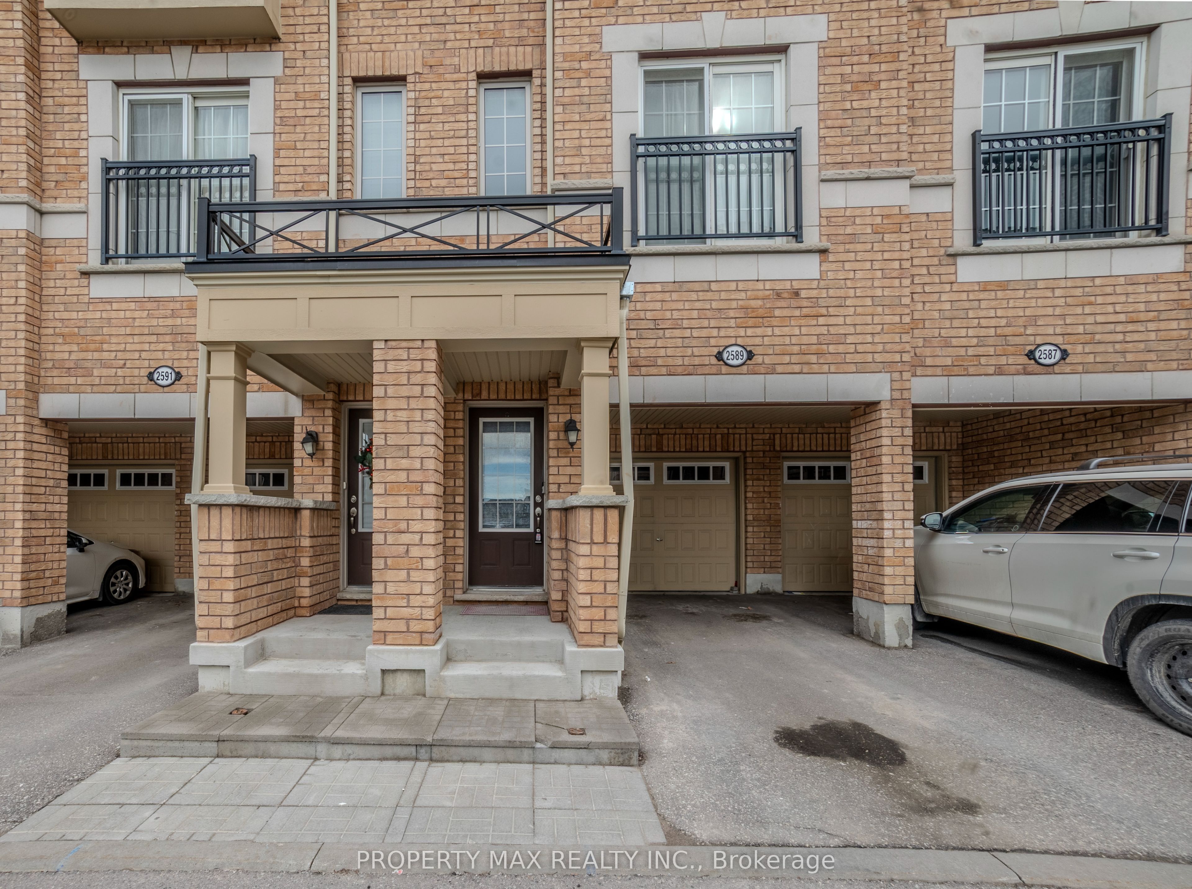 2589 Bromus Path Property Photo 1