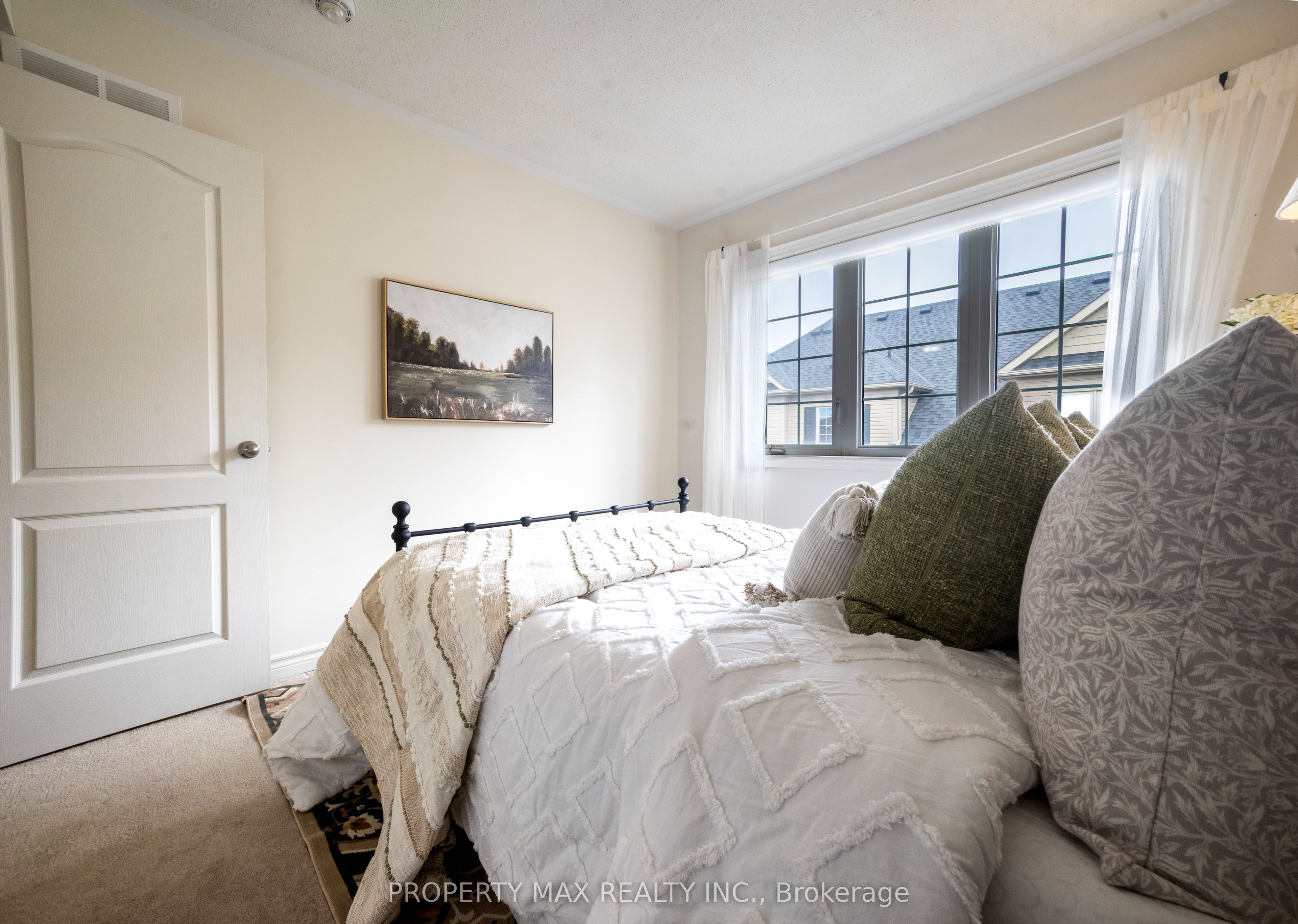 2589 Bromus Path Property Photo 15