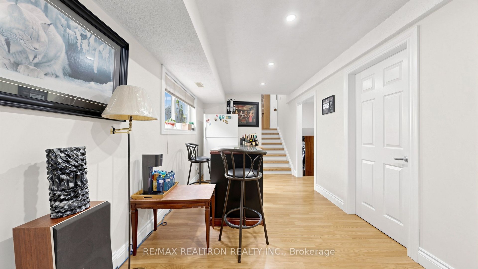 10 Rotherglen Road S Property Photo 28