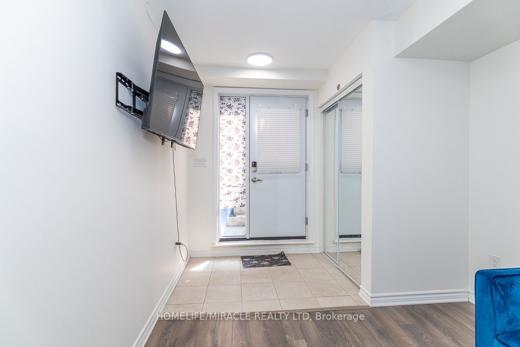 2789 Eglinton Avenue 413 Property Photo 7