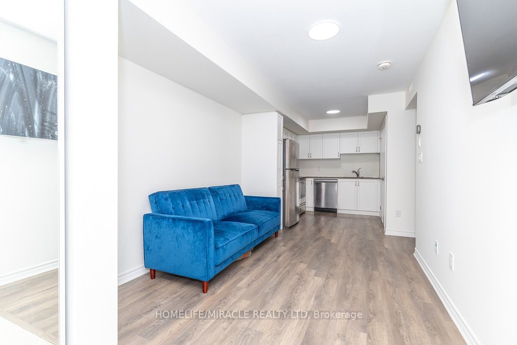 2789 Eglinton Avenue 413 Property Photo 8