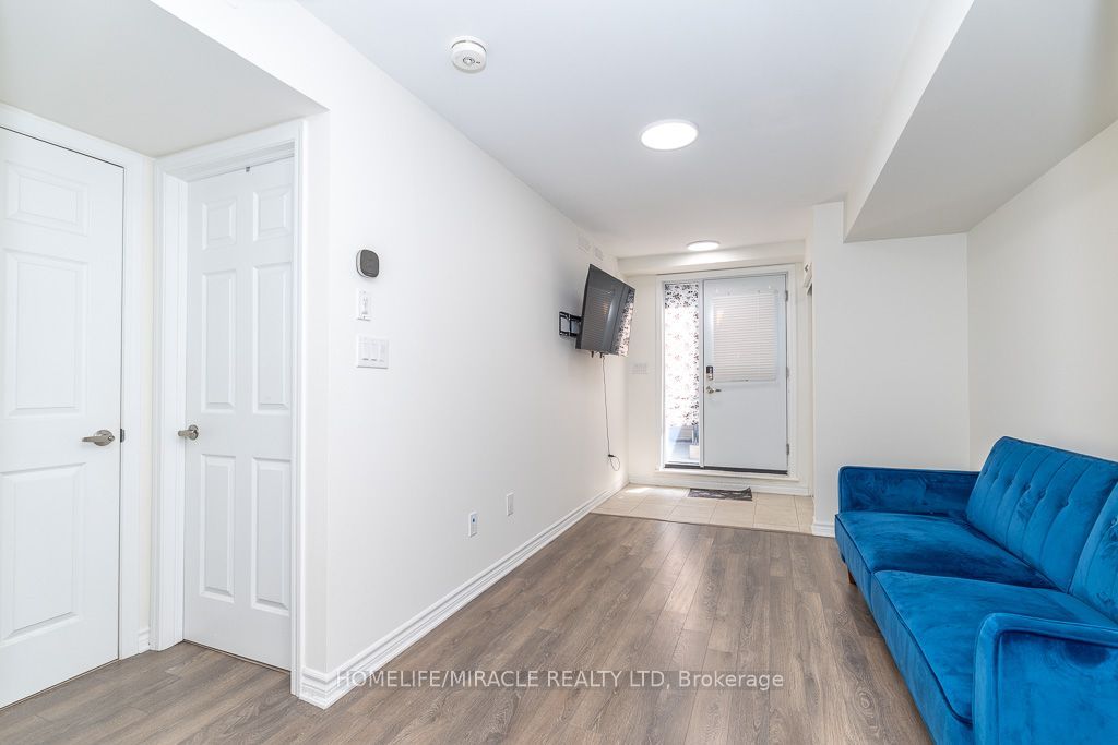 2789 Eglinton Avenue 413 Property Photo 10