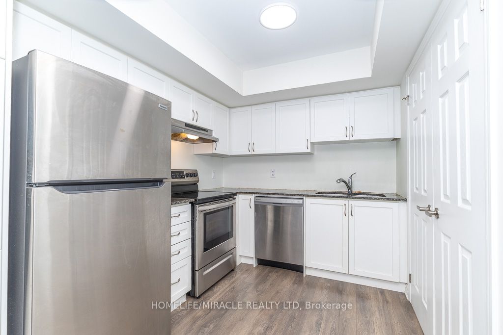 2789 Eglinton Avenue 413 Property Photo 12