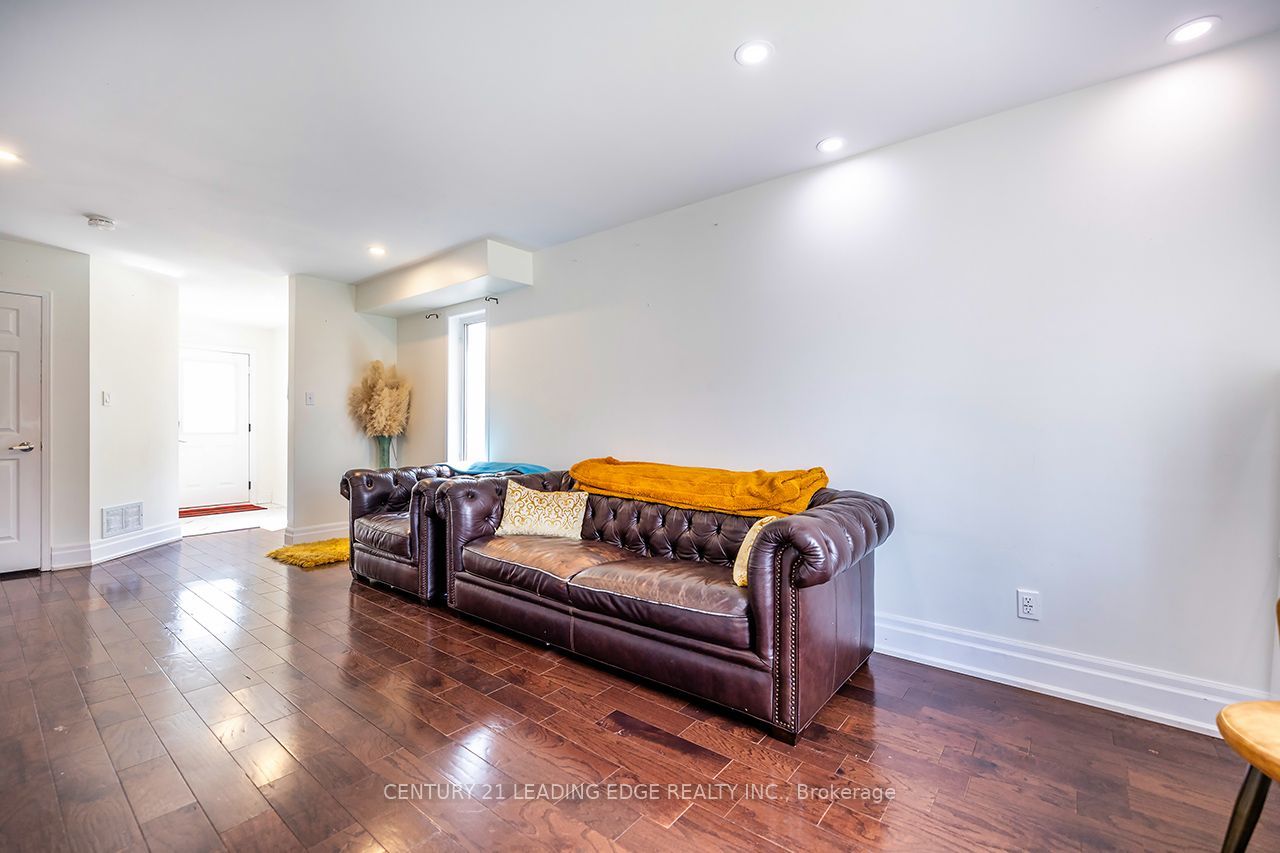 14 Guildwood Drive Property Photo 30