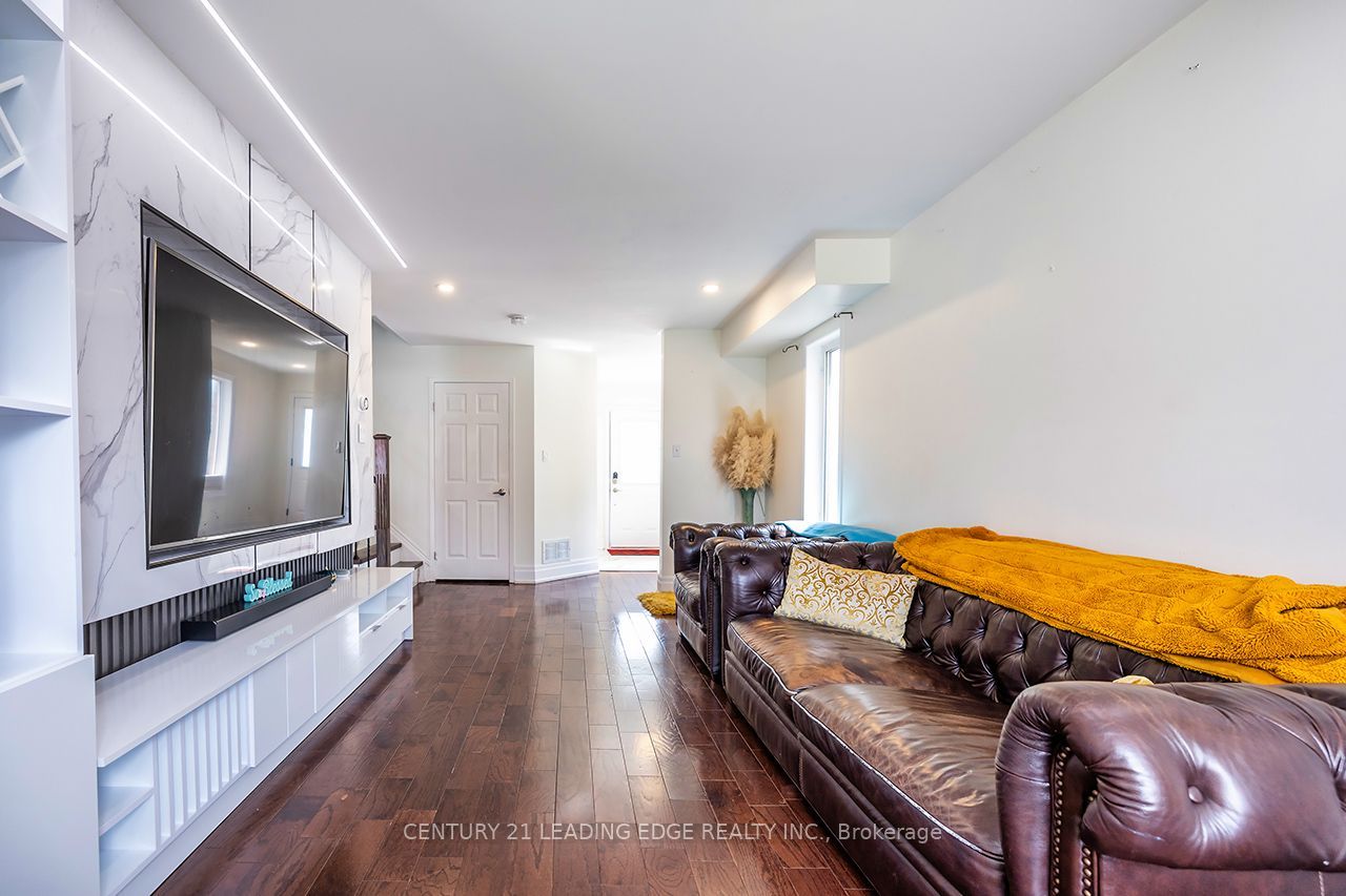14 Guildwood Drive Property Photo 31
