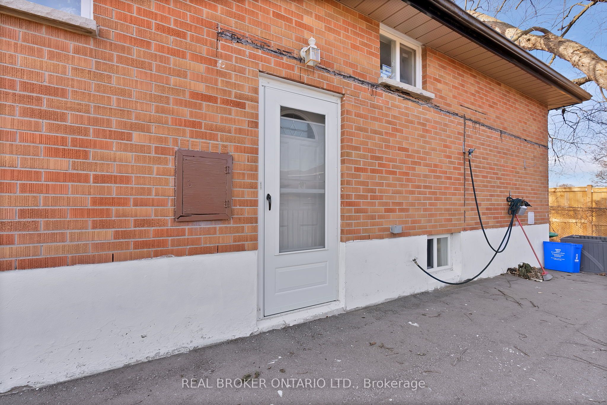 744 Olive Avenue Bsmt Property Photo 2