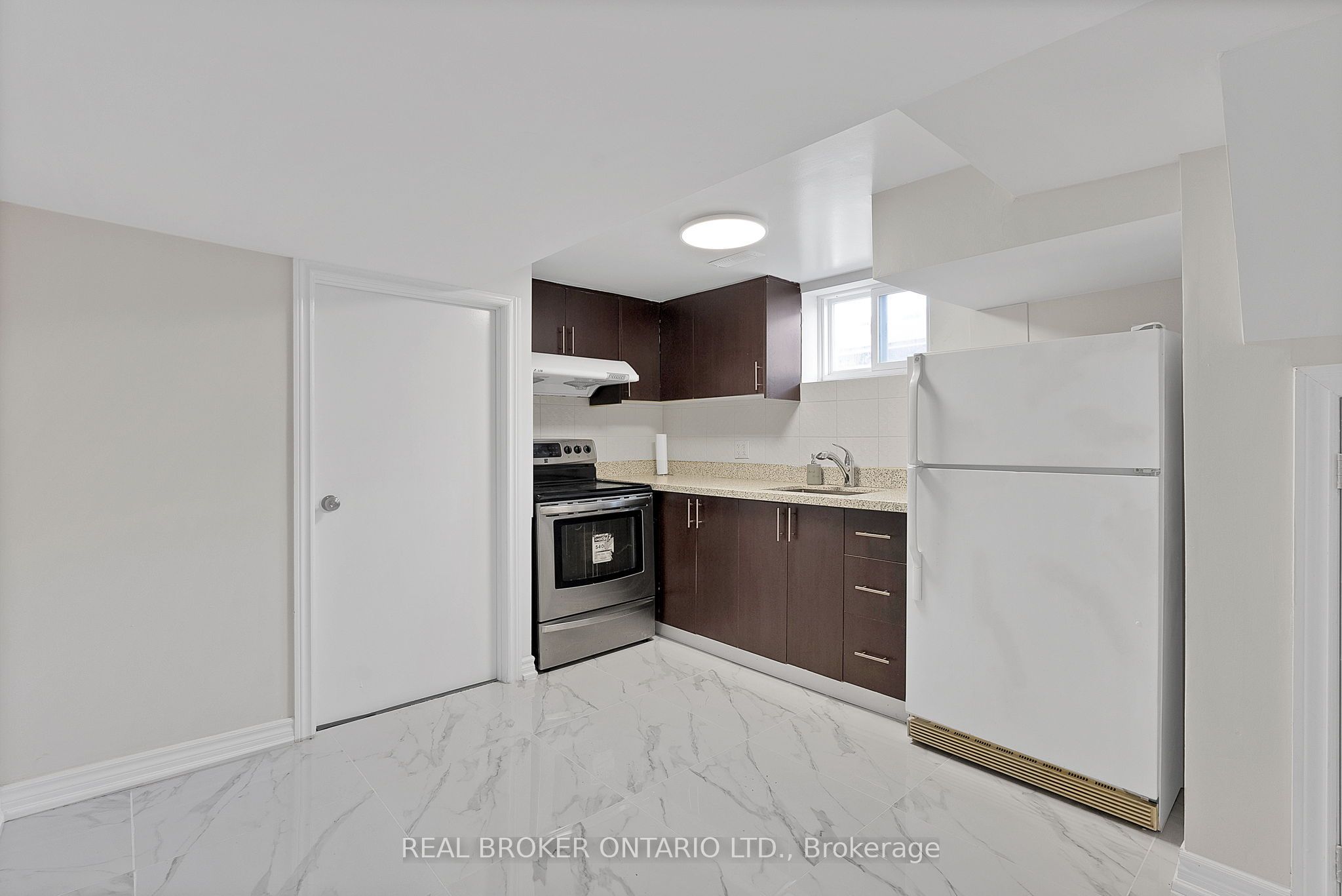 744 Olive Avenue Bsmt Property Photo 8