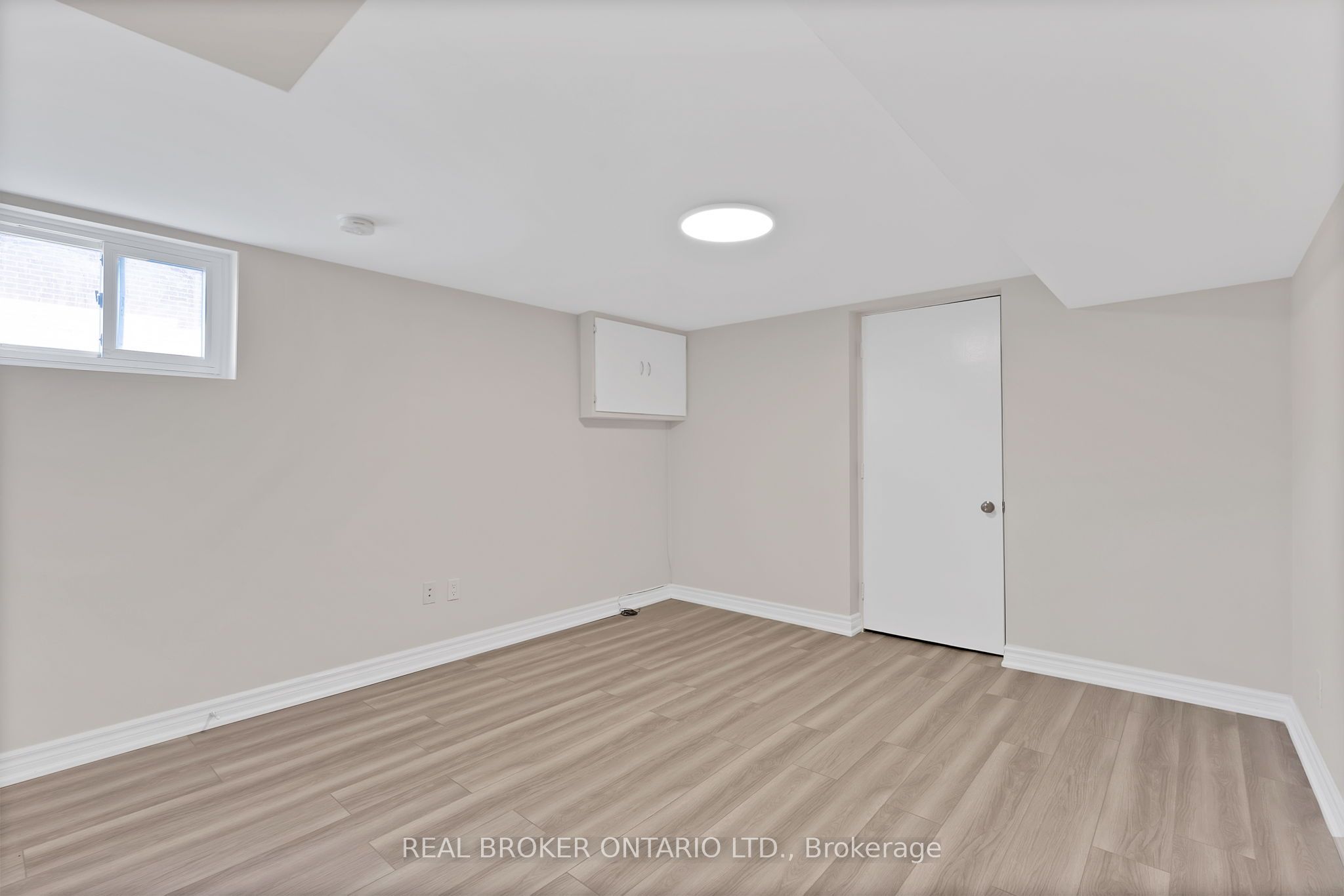 744 Olive Avenue Bsmt Property Photo 10