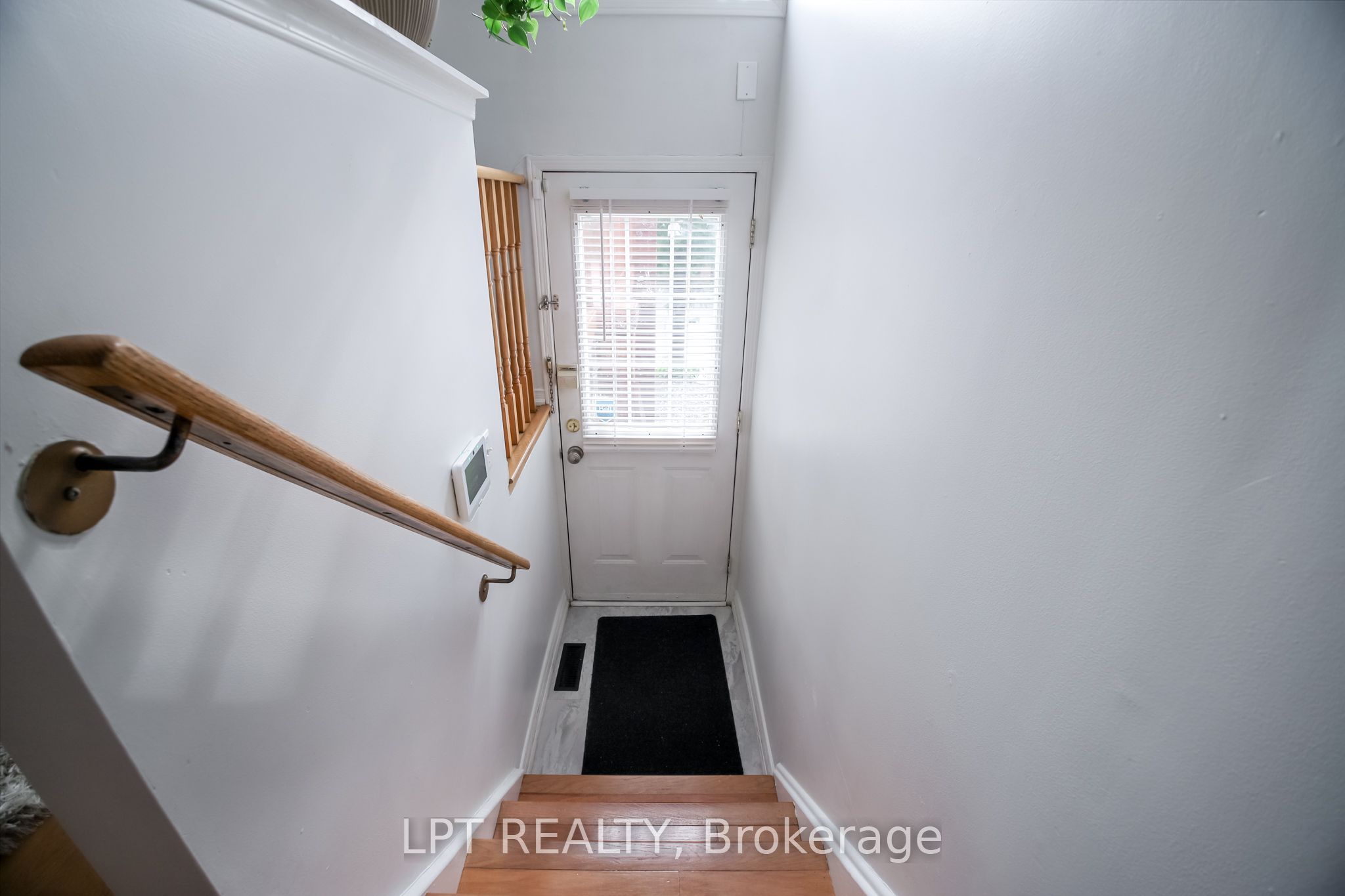 1378 Meadowvale Road 36 Property Photo 4