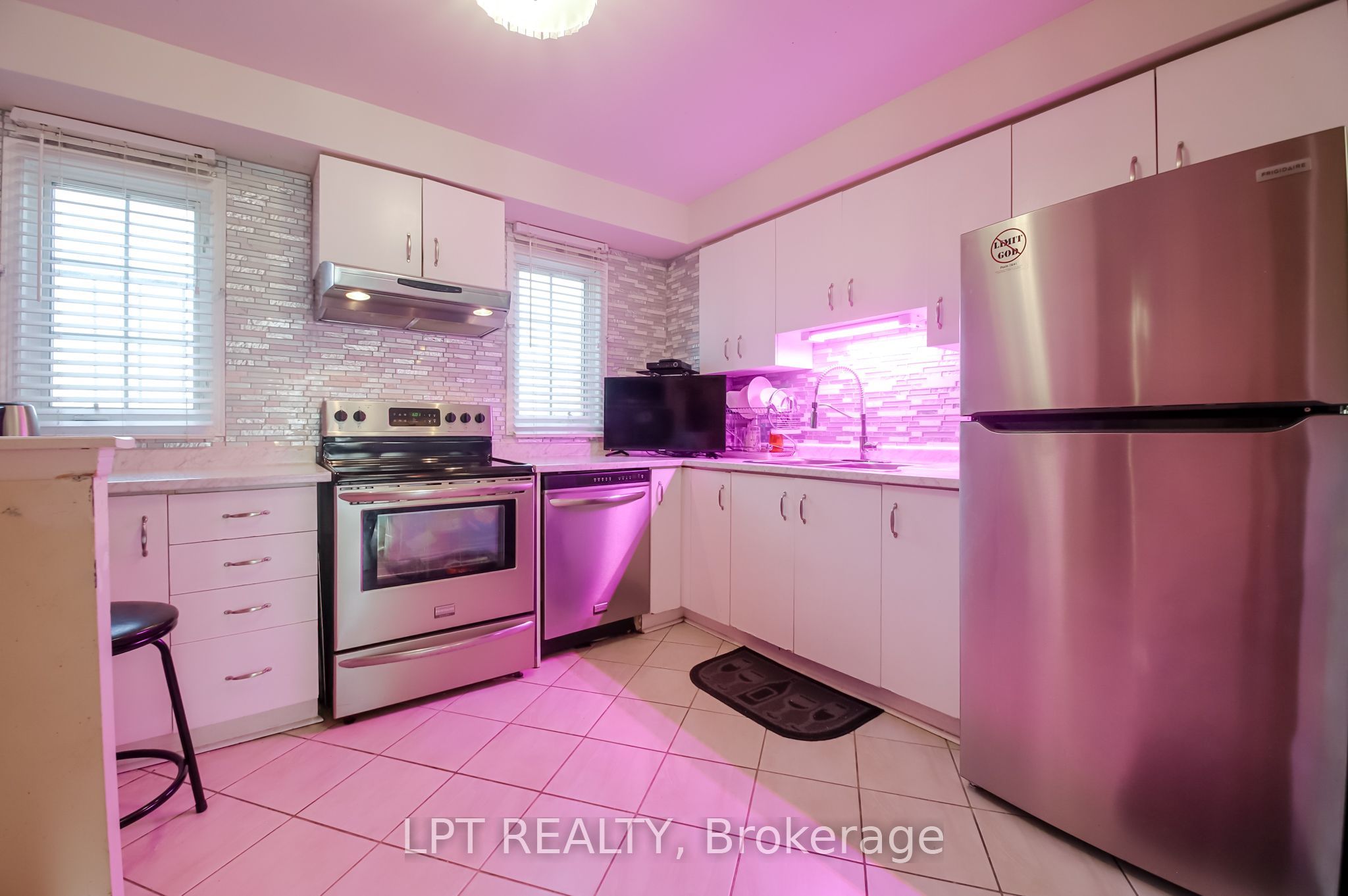 1378 Meadowvale Road 36 Property Photo 10
