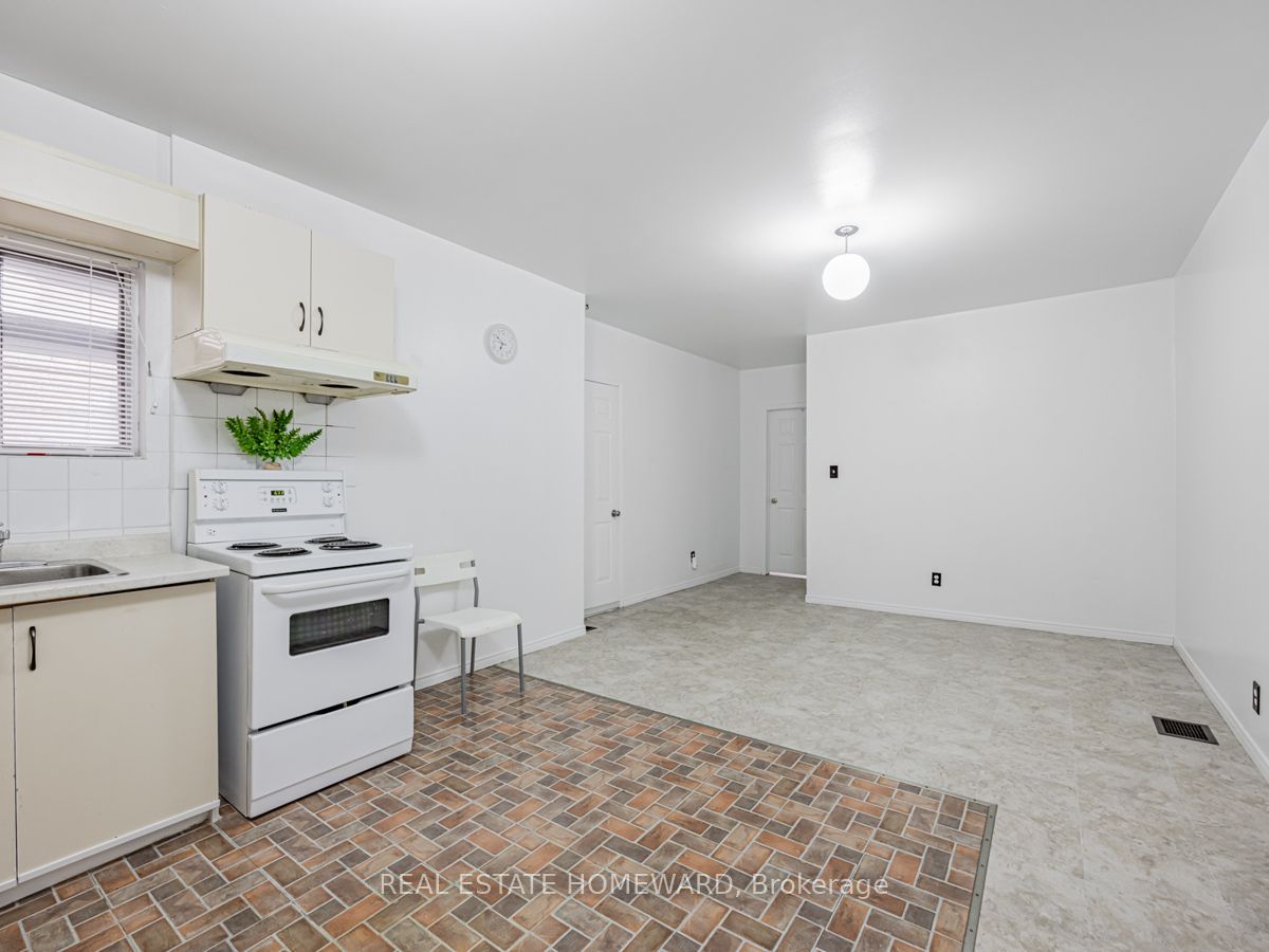 2438 Danforth Avenue Property Photo 3