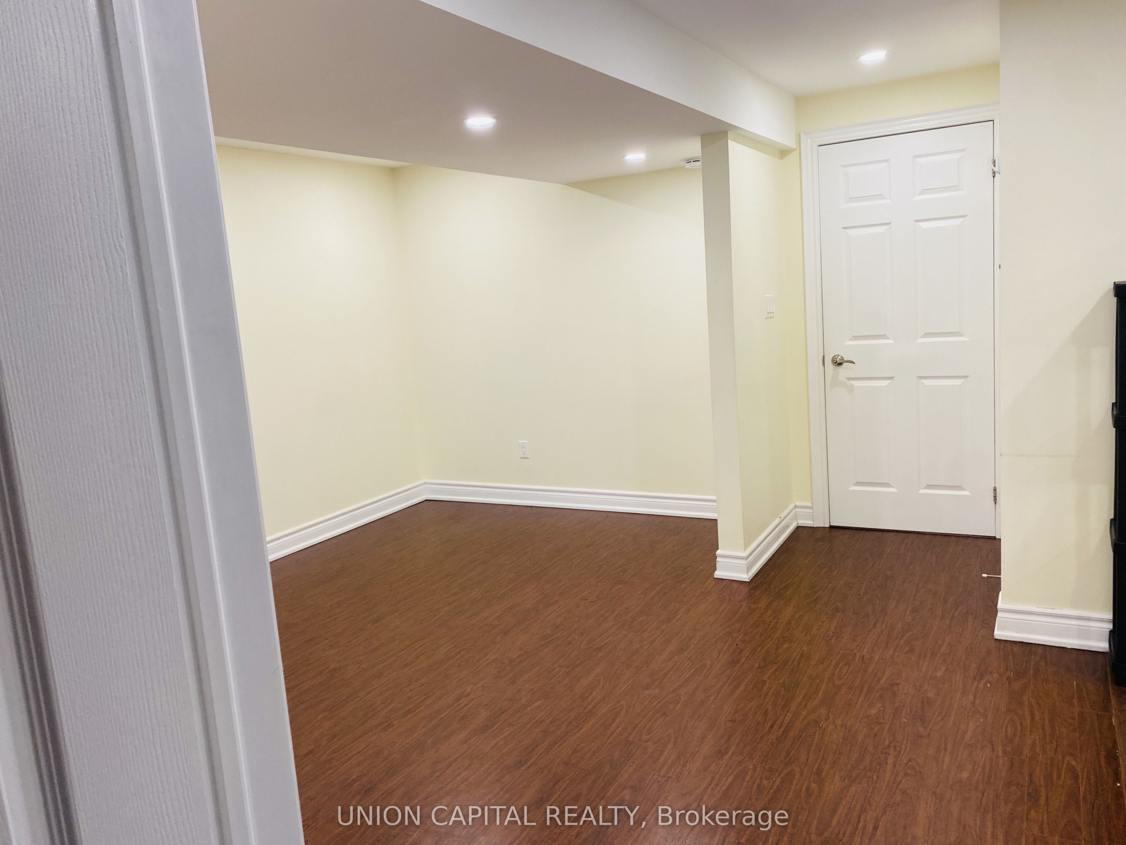 849 William Lee Avenue Bsmt Property Photo 6